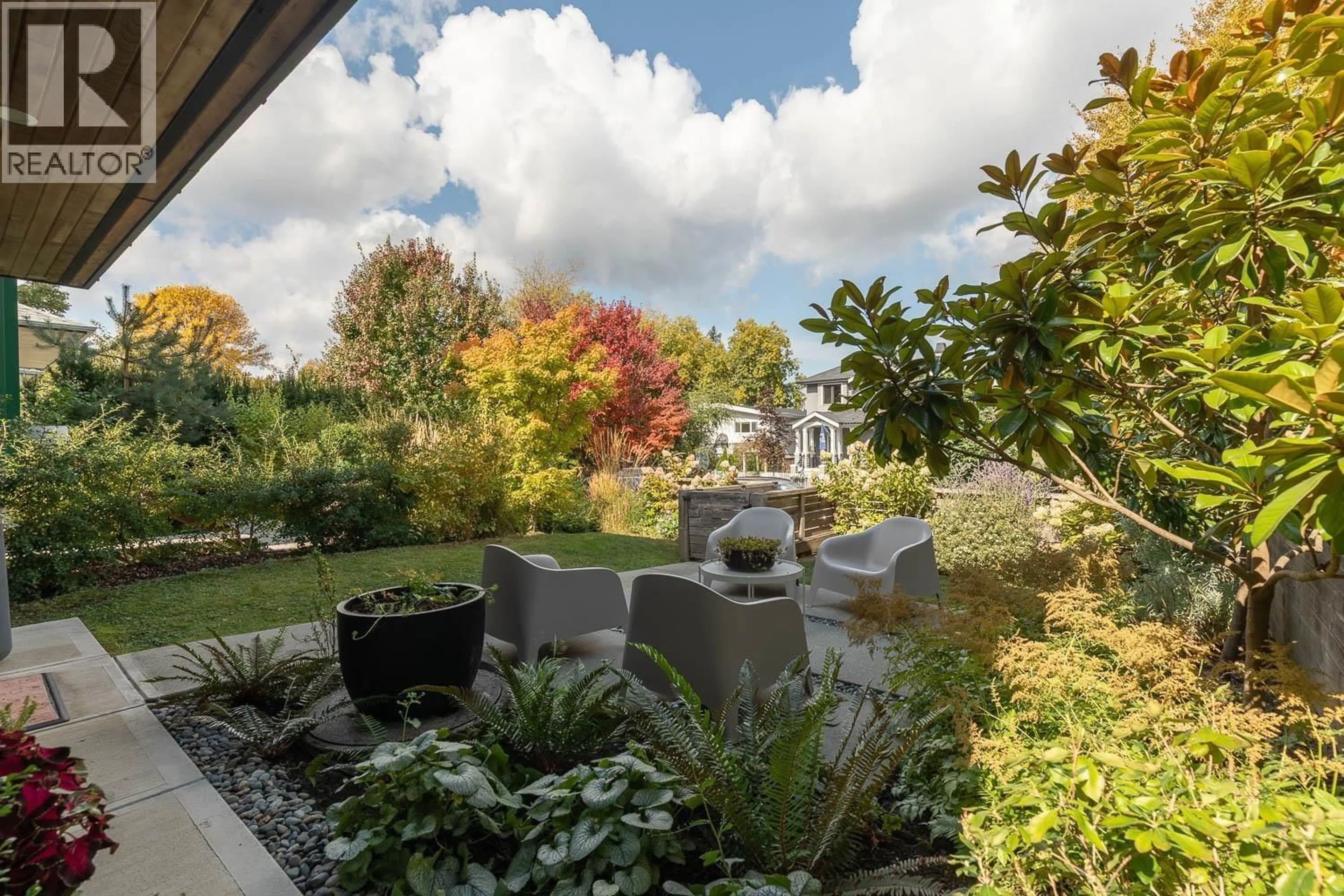 Patio, unknown for 520 30TH AVENUE, Vancouver British Columbia V5V2V6