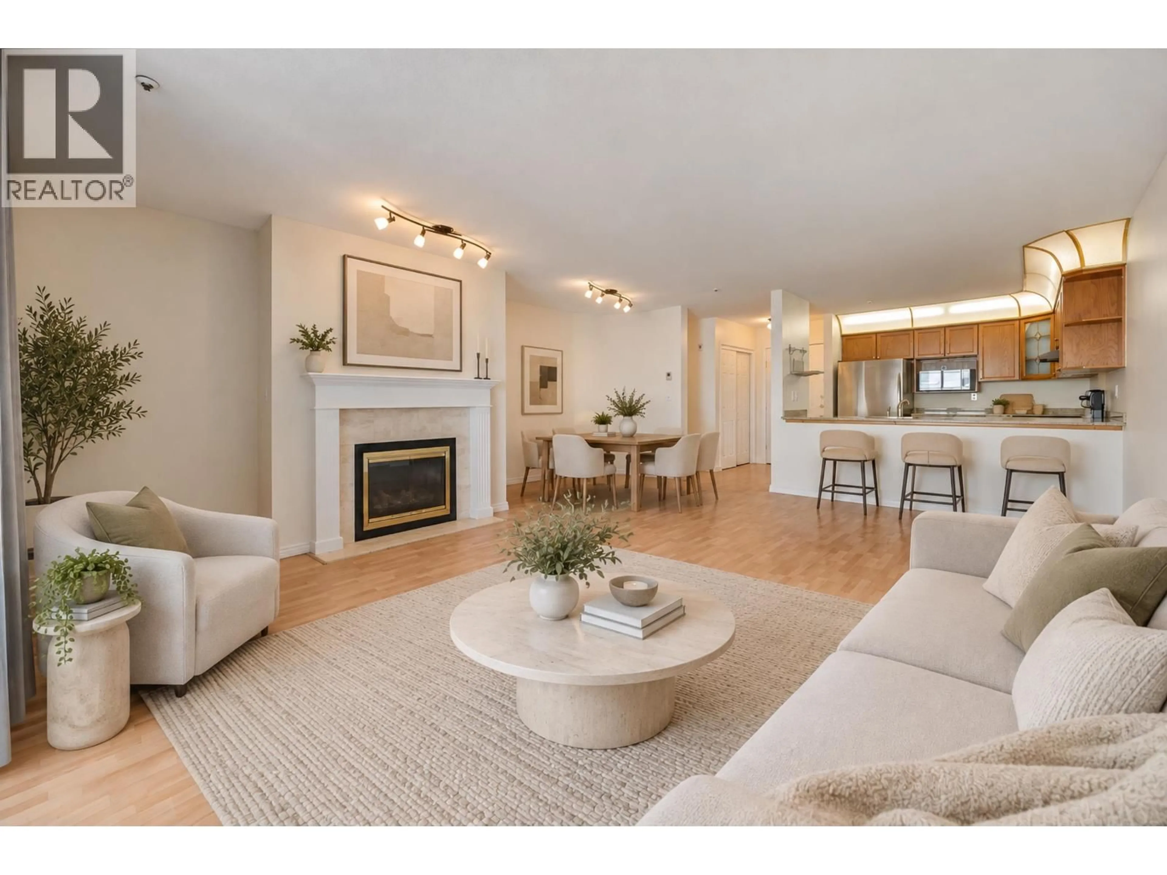 Living room with furniture, unknown for 306 - 48 RICHMOND STREET, New Westminster British Columbia V3L5P4