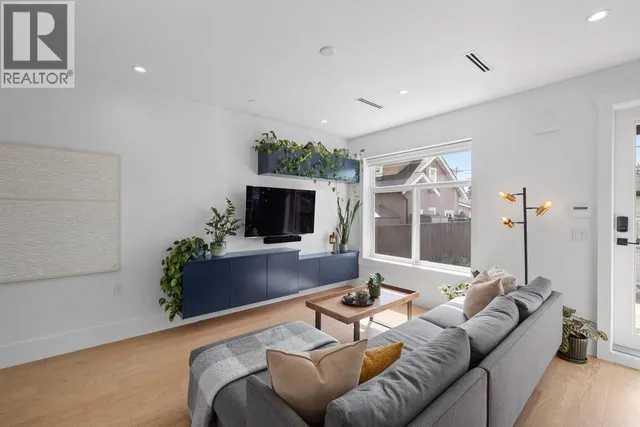 5867 BATTISON STREET, Vancouver 5