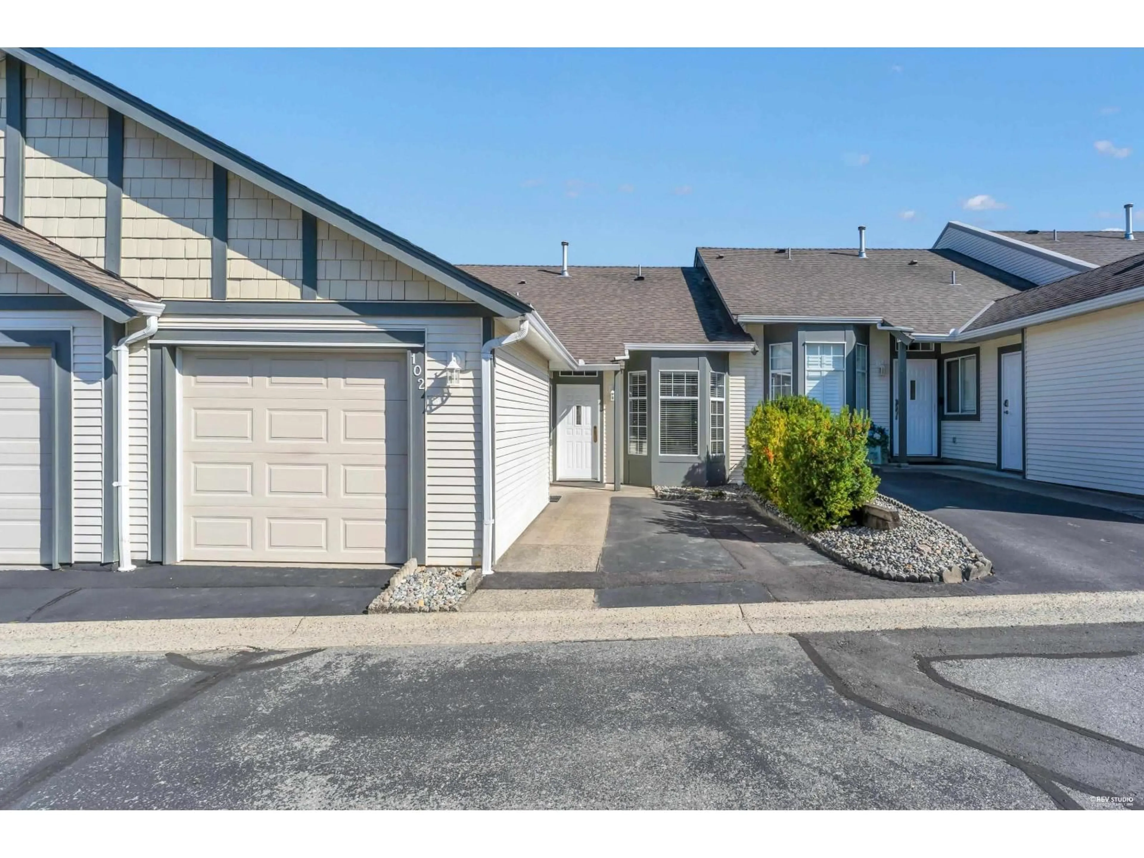 Unknown for 102 - 9012 WALNUT GROVE DRIVE, Langley British Columbia V1M2K3