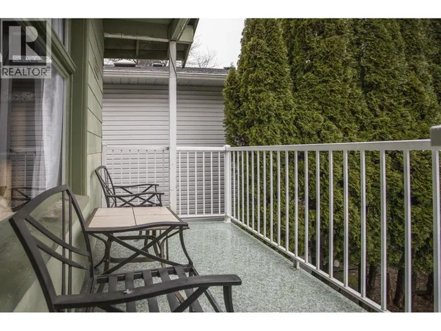 1976 WARWICK AVENUE, Port Coquitlam 4