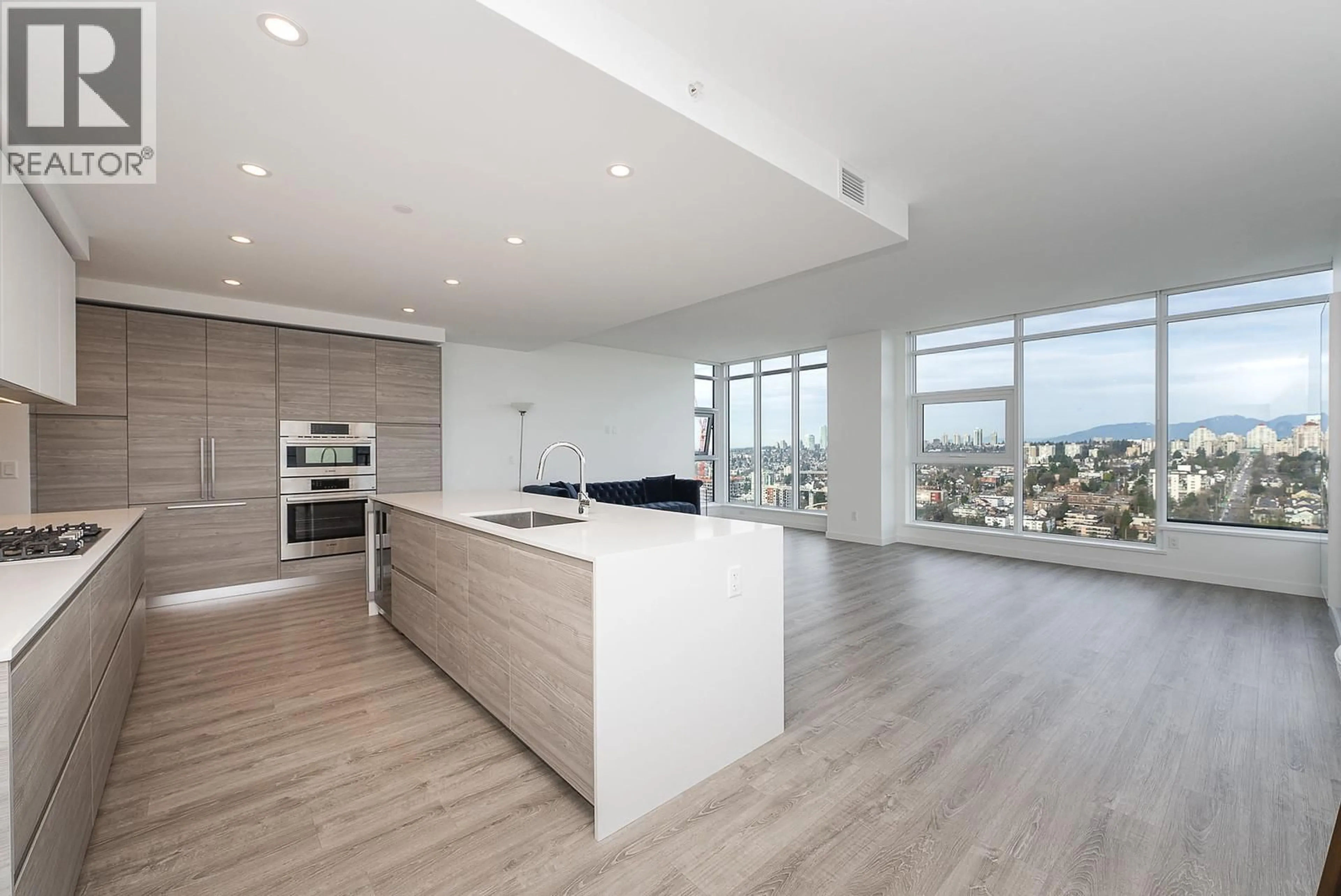 Open concept kitchen, wood/laminate floor for 3602 - 660 QUAYSIDE DRIVE, New Westminster British Columbia V3M0P1