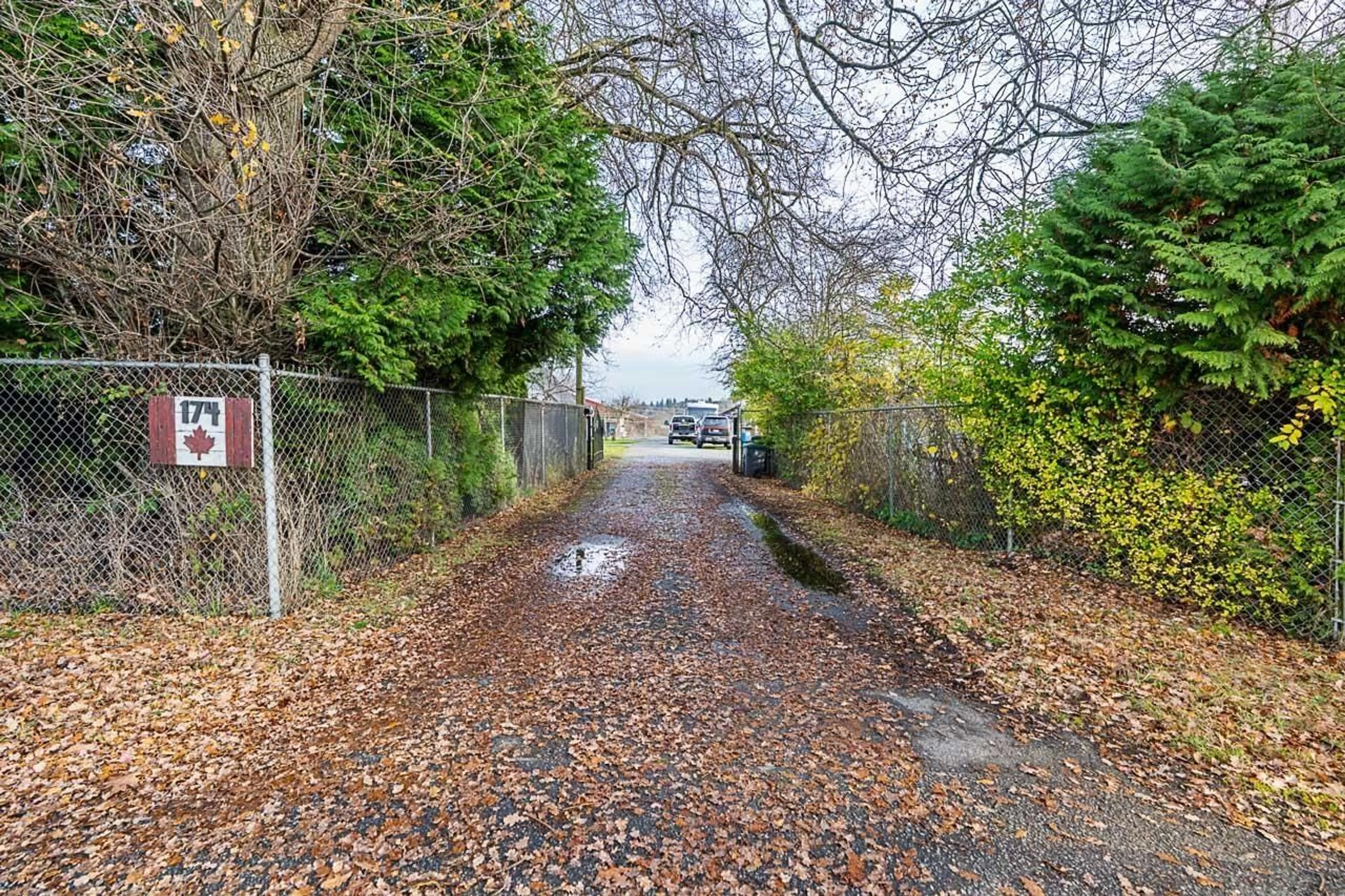 A pic from outside/outdoor area/front of a property/back of a property/a pic from drone, street for 174 176 STREET, Surrey British Columbia V3S9S4