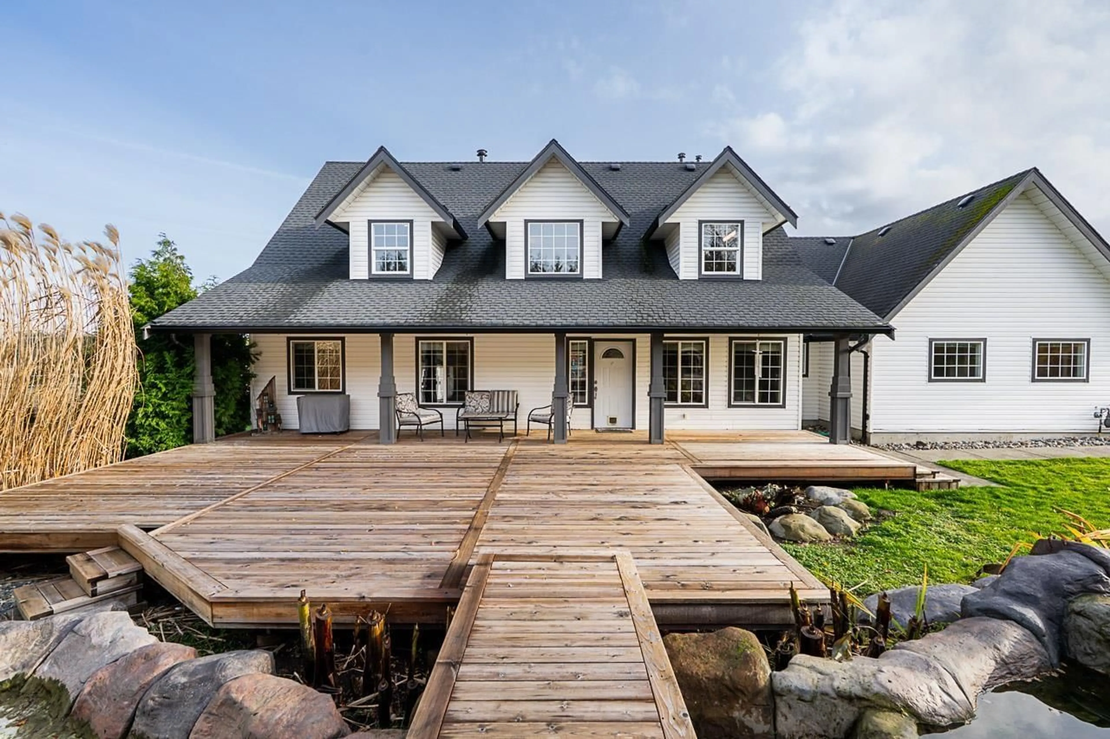 Unknown for 174 176 STREET, Surrey British Columbia V3S9S4