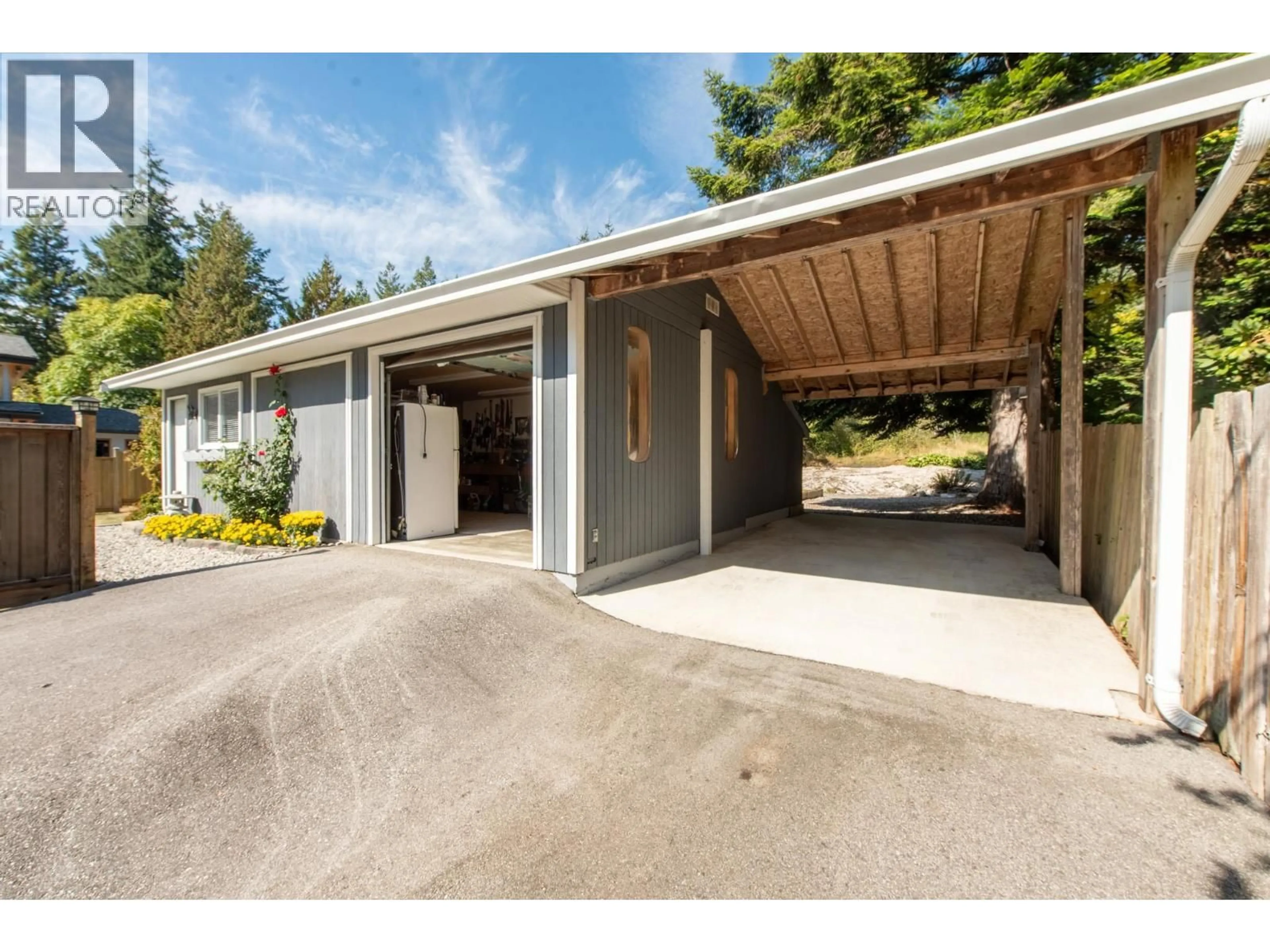 Unknown for 4144 BROWNING ROAD, Sechelt British Columbia V7Z0A2