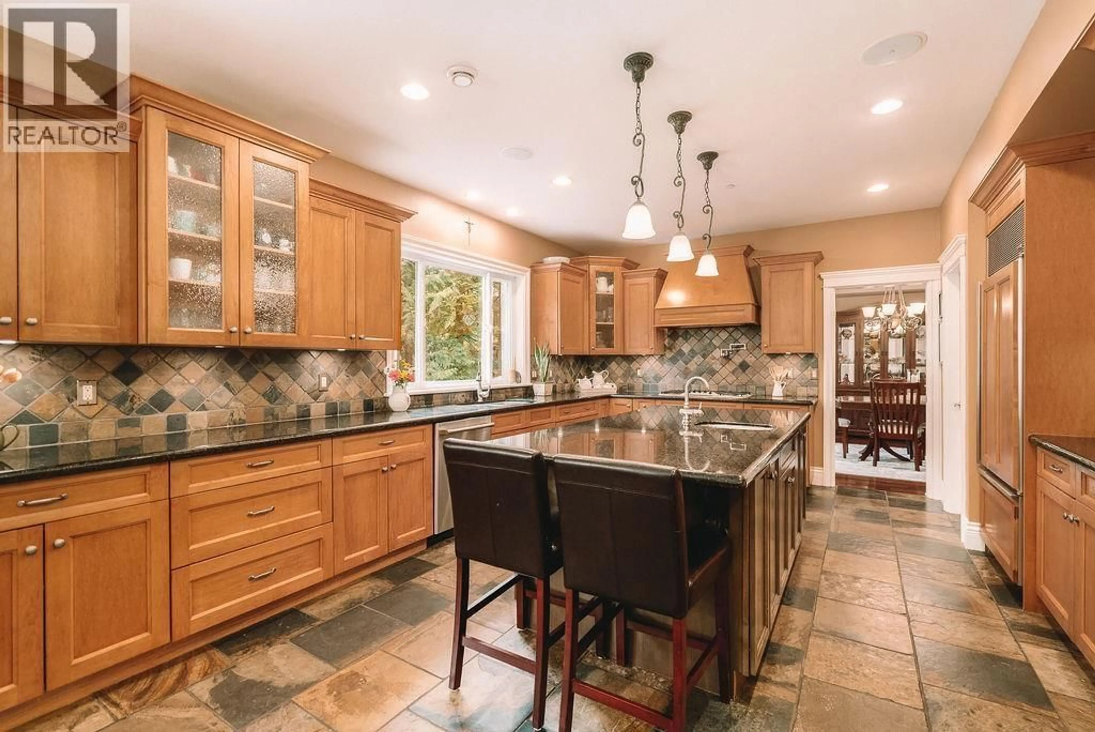 Open concept kitchen, ceramic/tile floor for 30 BIRCH WYND, Port Moody British Columbia V3H4Y5