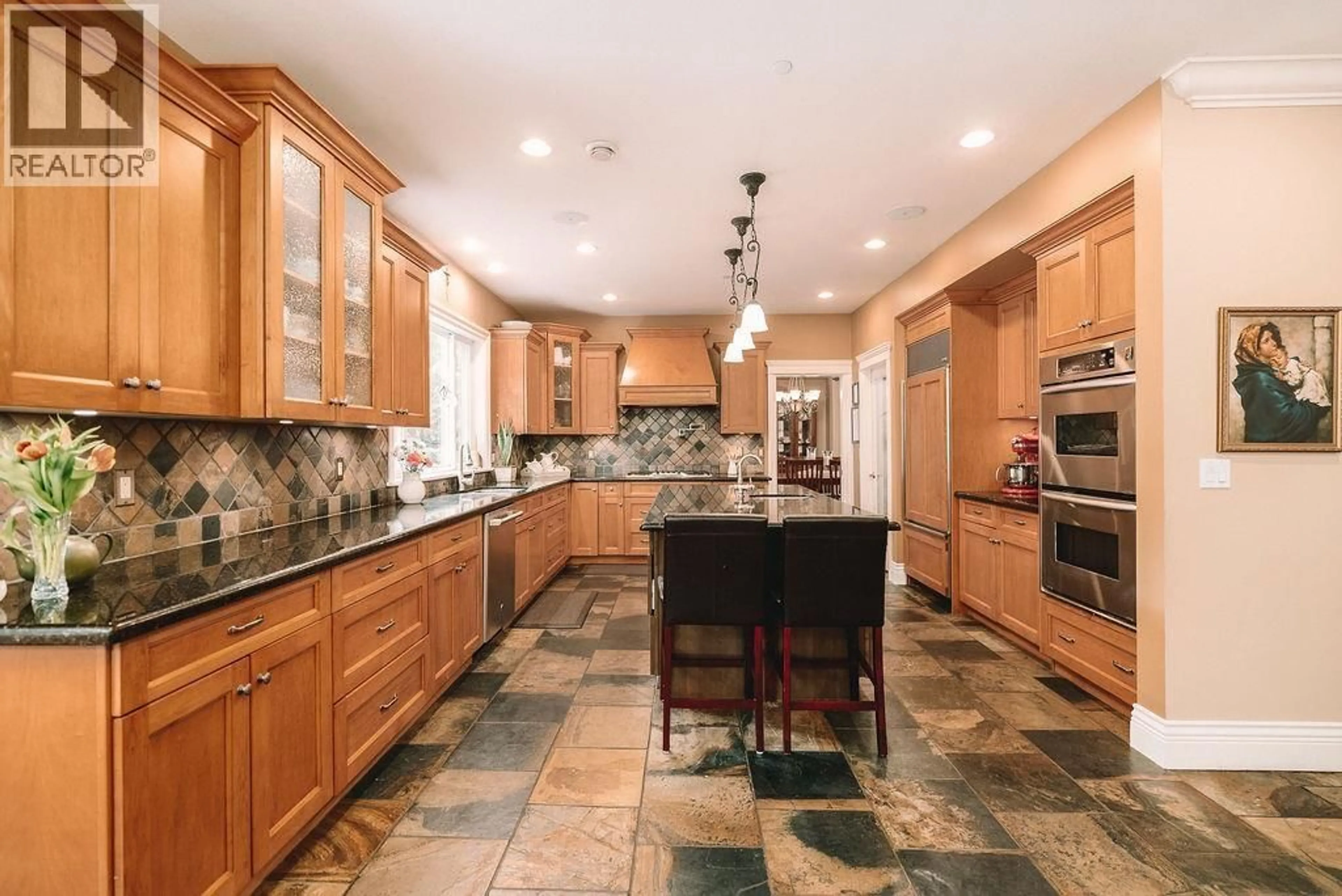 Open concept kitchen, ceramic/tile floor for 30 BIRCH WYND, Port Moody British Columbia V3H4Y5