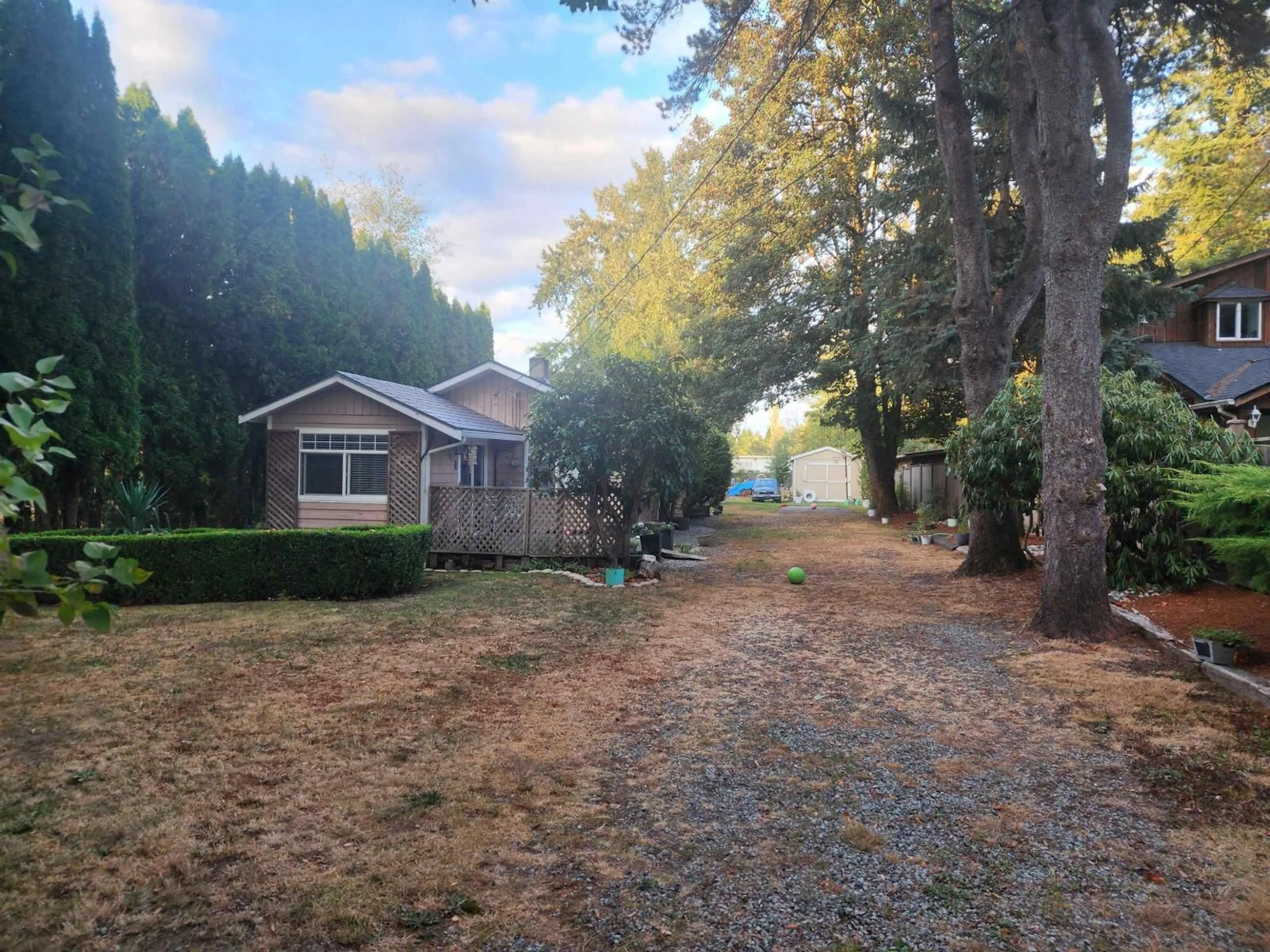 A pic from outside/outdoor area/front of a property/back of a property/a pic from drone, unknown for 22931 OLD YALE ROAD, Langley British Columbia V2Z2V3