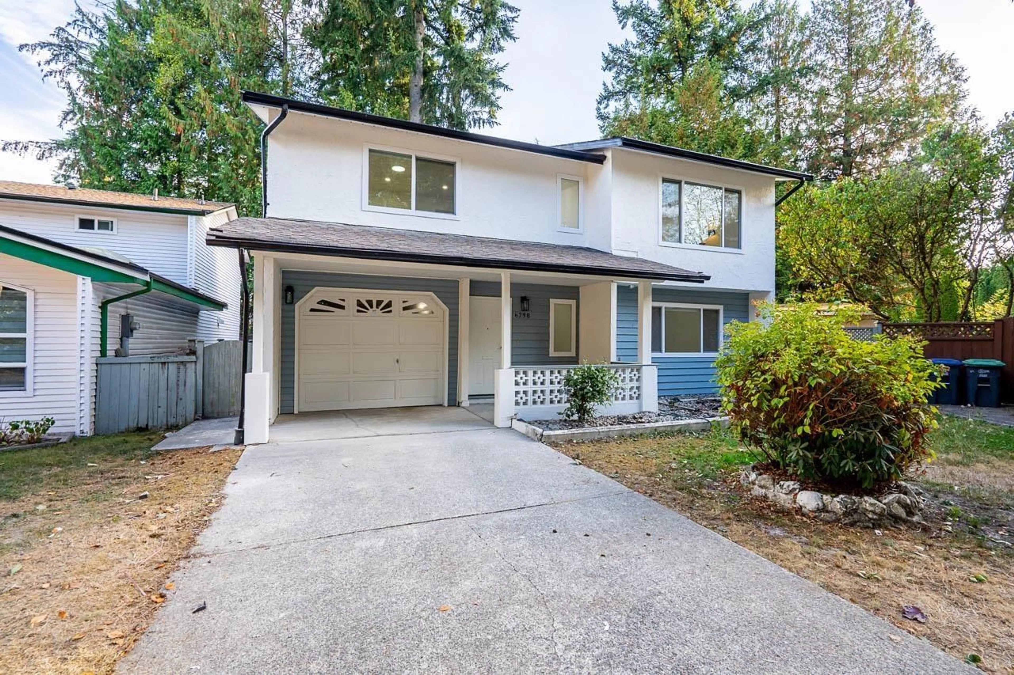 Home with vinyl exterior material, street for 6738 128B STREET, Surrey British Columbia V3W7C4