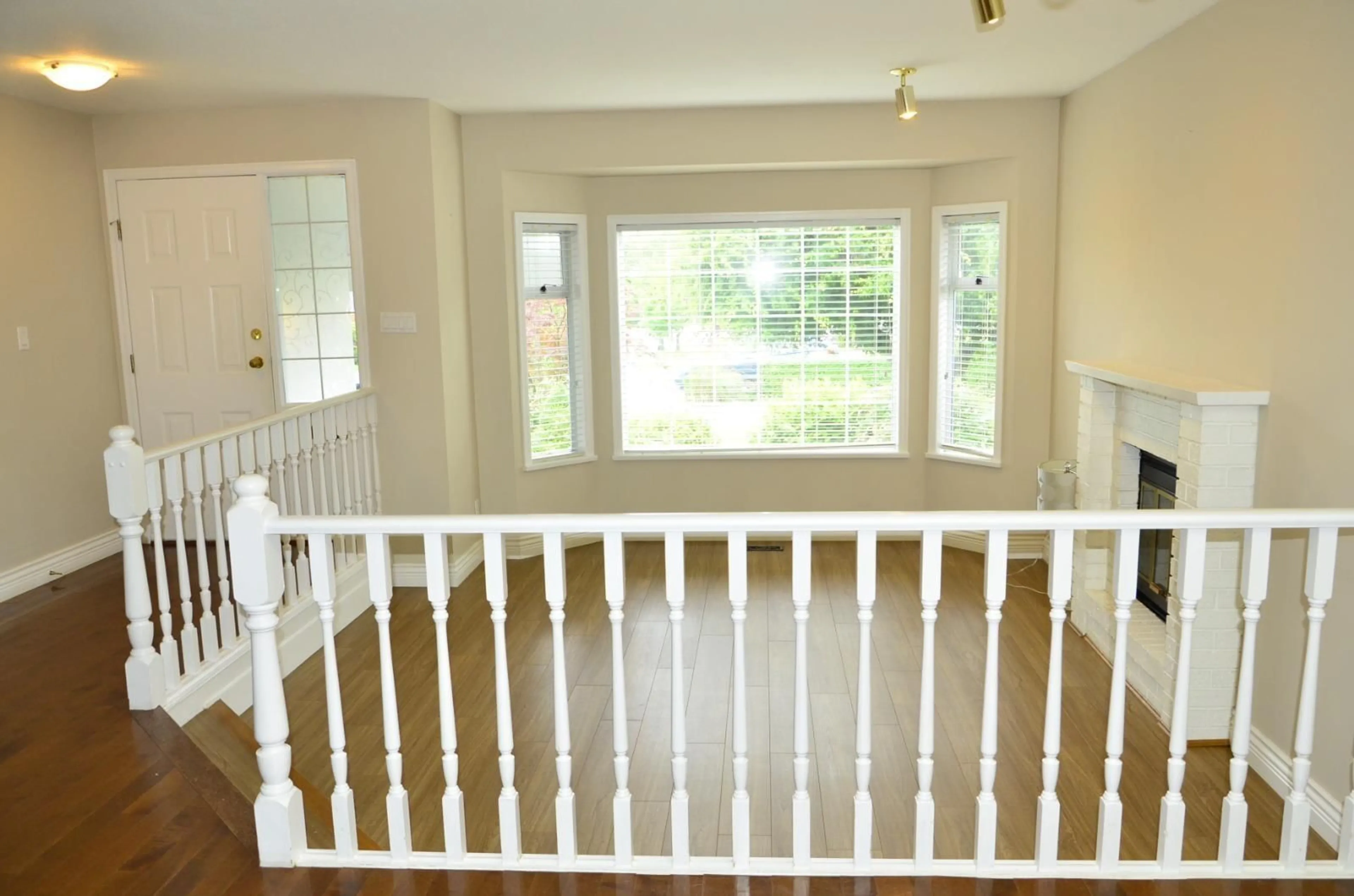Unknown for 14645 18 AVENUE, Surrey British Columbia V4A7R3