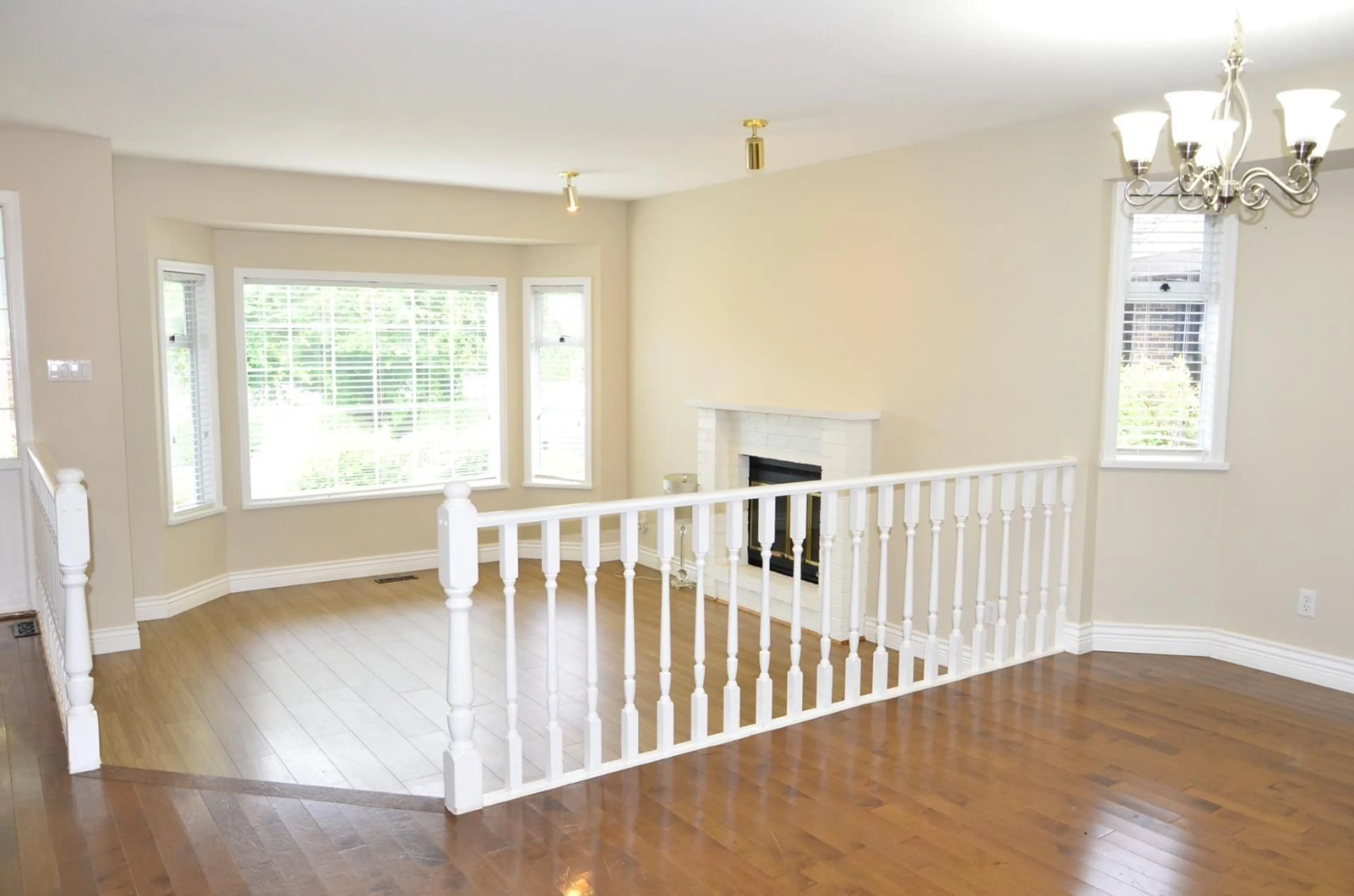 A pic of a room for 14645 18 AVENUE, Surrey British Columbia V4A7R3