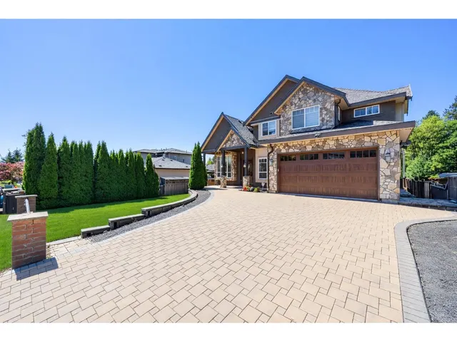 8245 144A STREET, Surrey 3