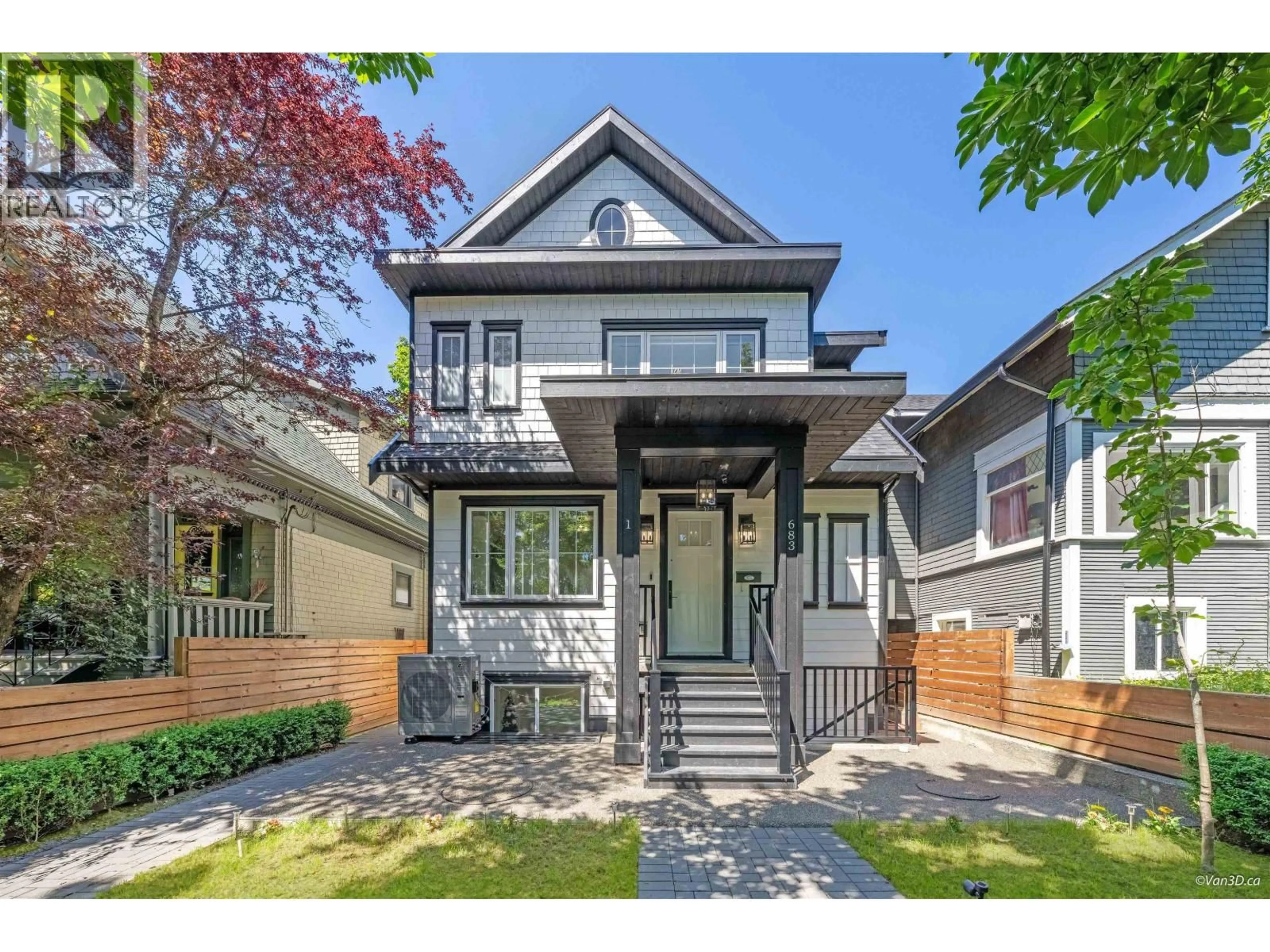 Home with vinyl exterior material, street for 1 - 683 19TH AVENUE, Vancouver British Columbia V5Z1W9