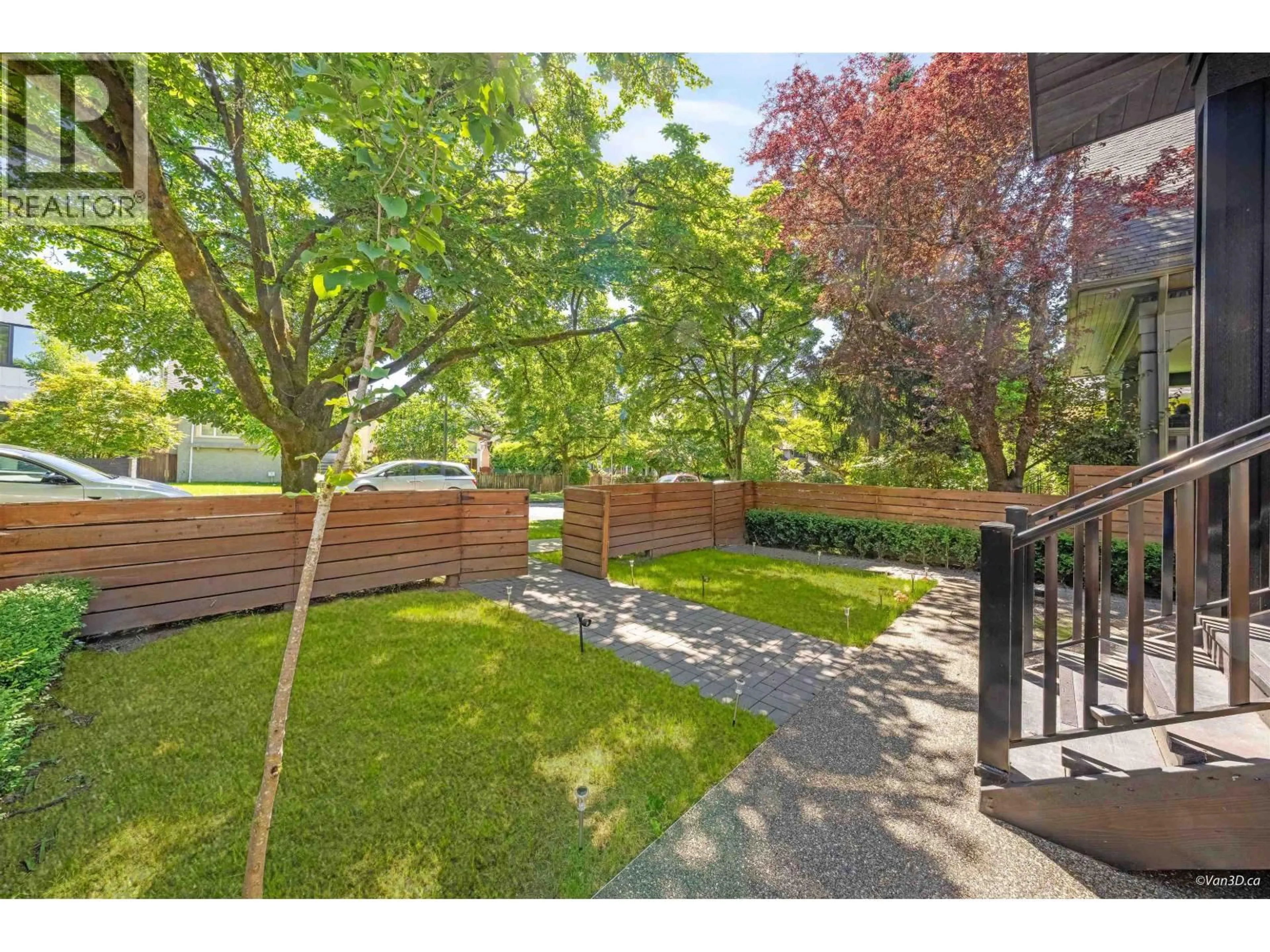 Patio, street for 1 - 683 19TH AVENUE, Vancouver British Columbia V5Z1W9
