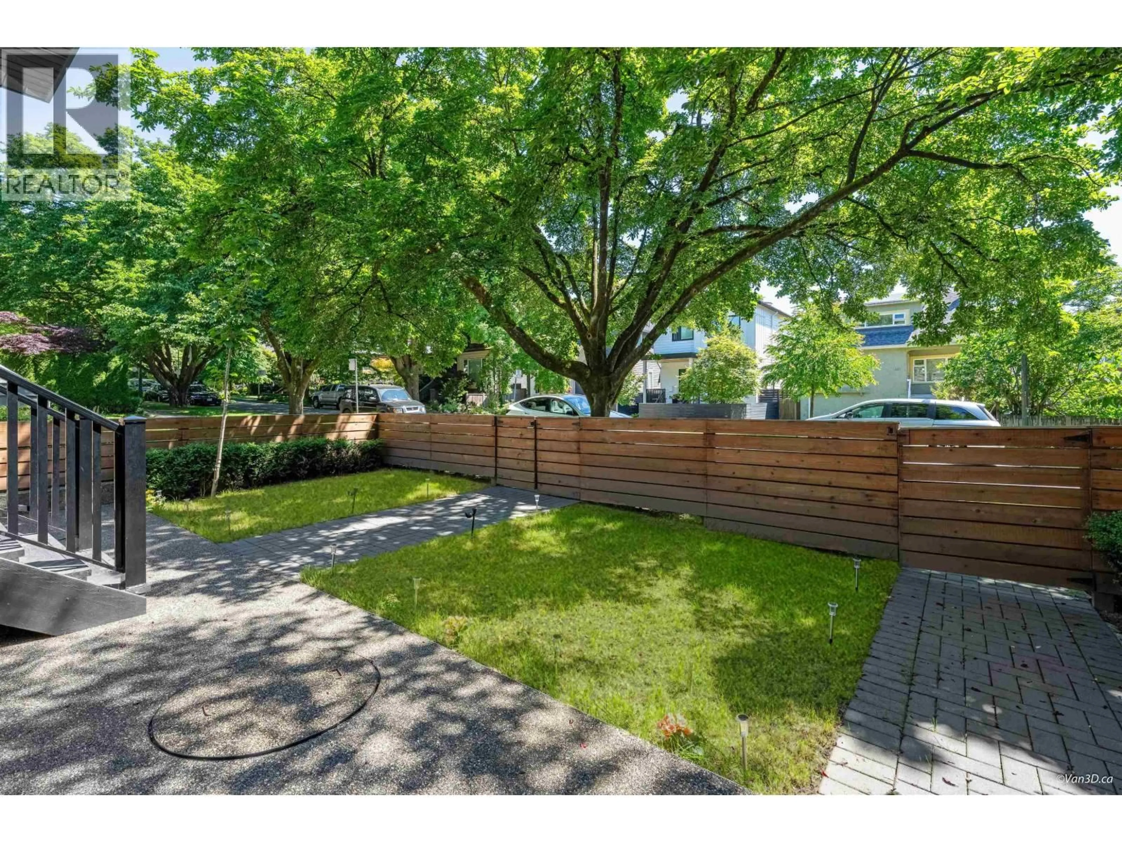 Patio, street for 1 - 683 19TH AVENUE, Vancouver British Columbia V5Z1W9