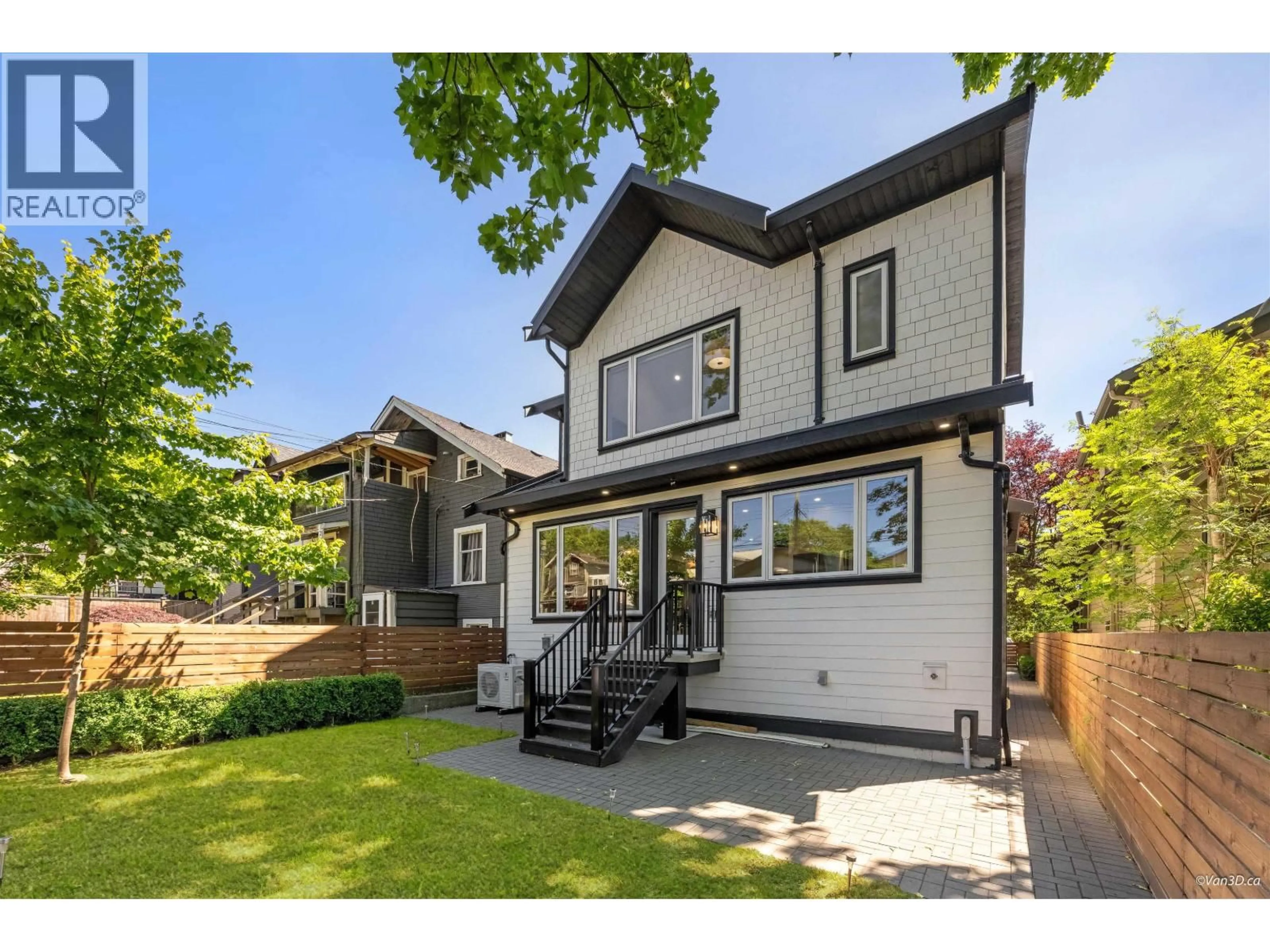 Home with brick exterior material, street for 2 - 683 19TH AVENUE, Vancouver British Columbia V5Z1W9