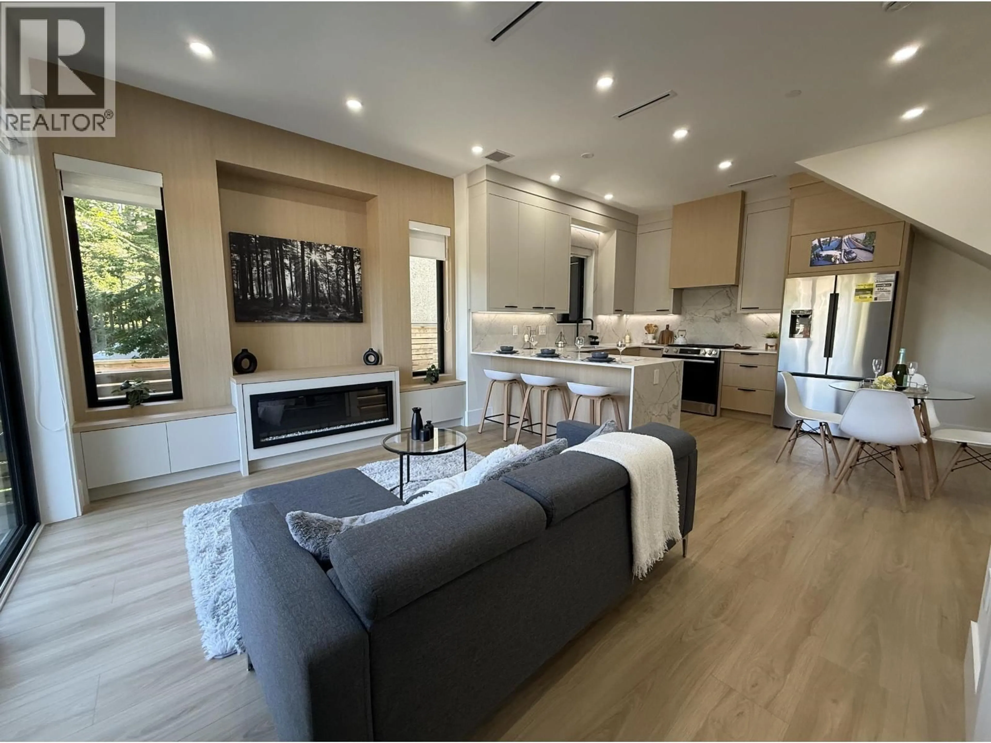 Unknown for 1 - 2636 MCGILL STREET, Vancouver British Columbia V5K1H3