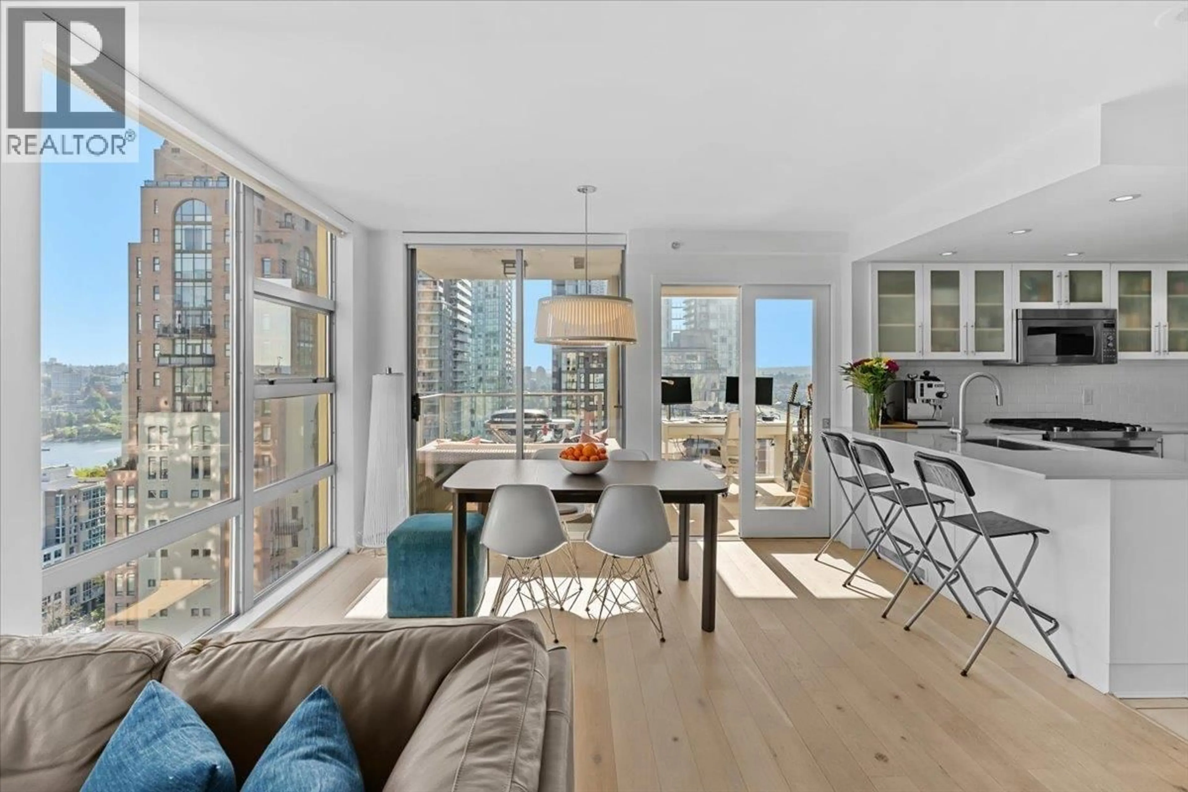 Open concept kitchen, unknown for 2303 - 1225 RICHARDS STREET, Vancouver British Columbia V6B1E6
