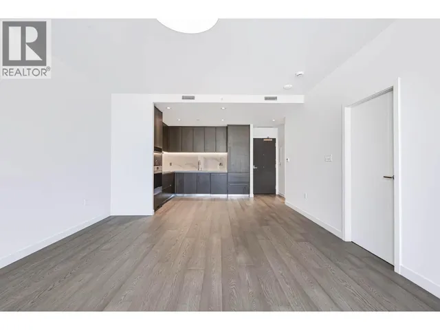704 - 777 HARBOUR WAY, Vancouver 5