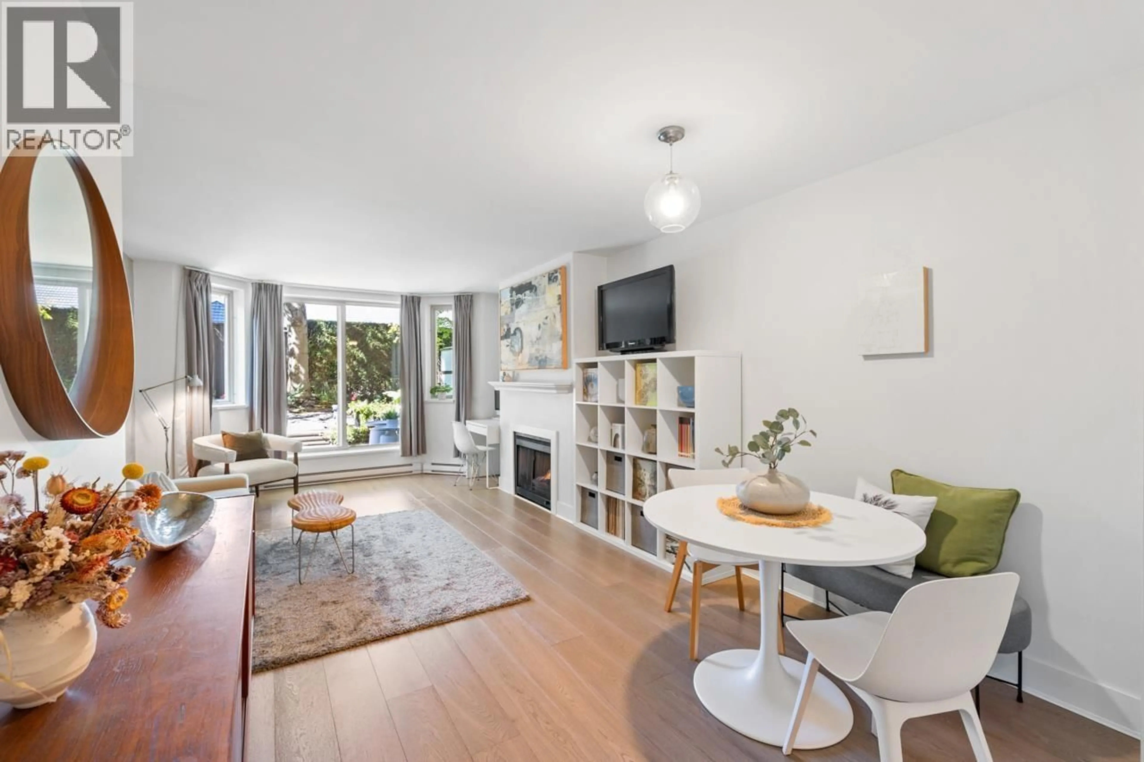 Living room with furniture, unknown for 1B - 2775 FIR STREET, Vancouver British Columbia V6J3C2