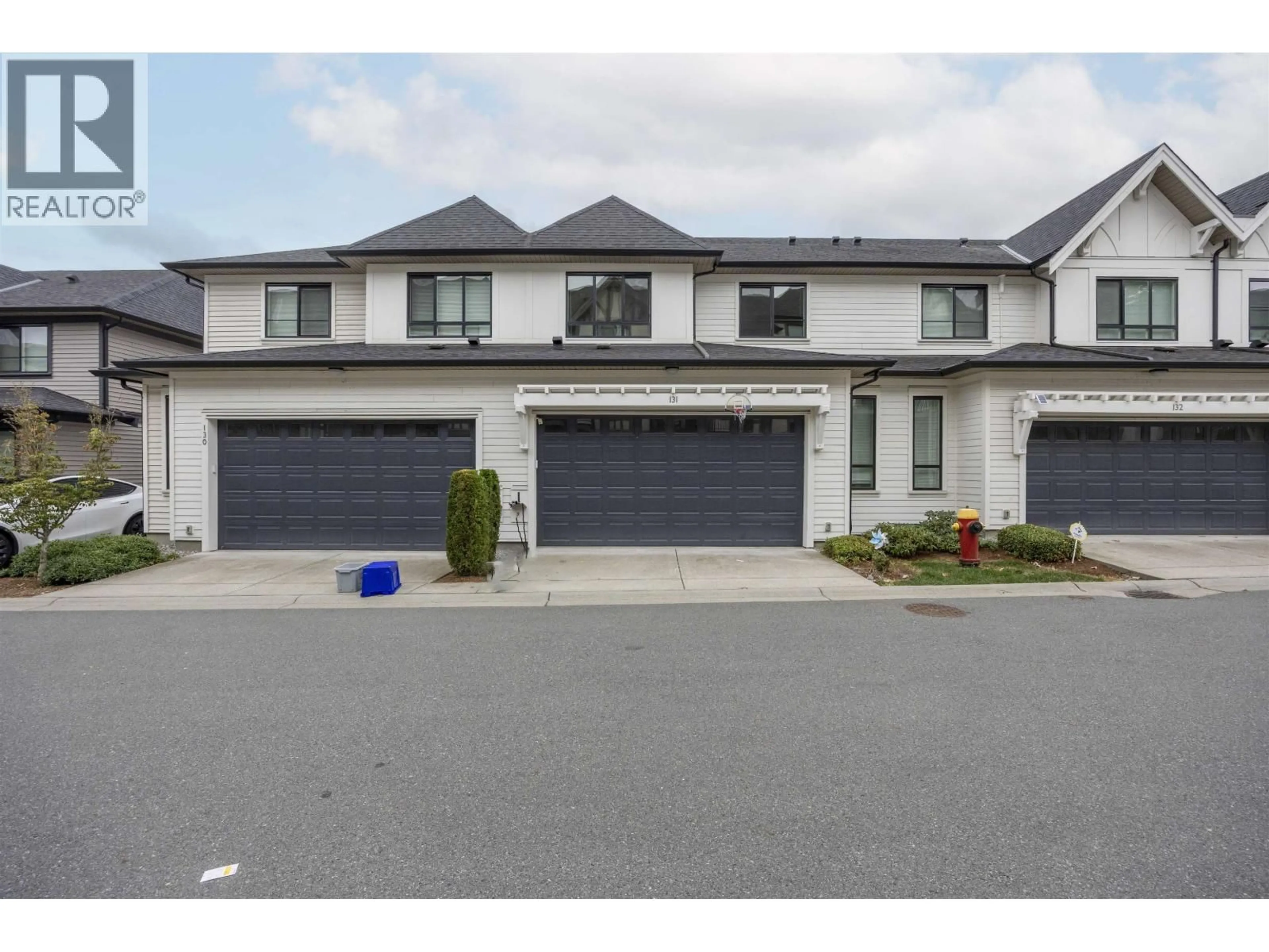 Unknown for 131 - 3500 BURKE VILLAGE PROMENADE, Coquitlam British Columbia V3E0N2