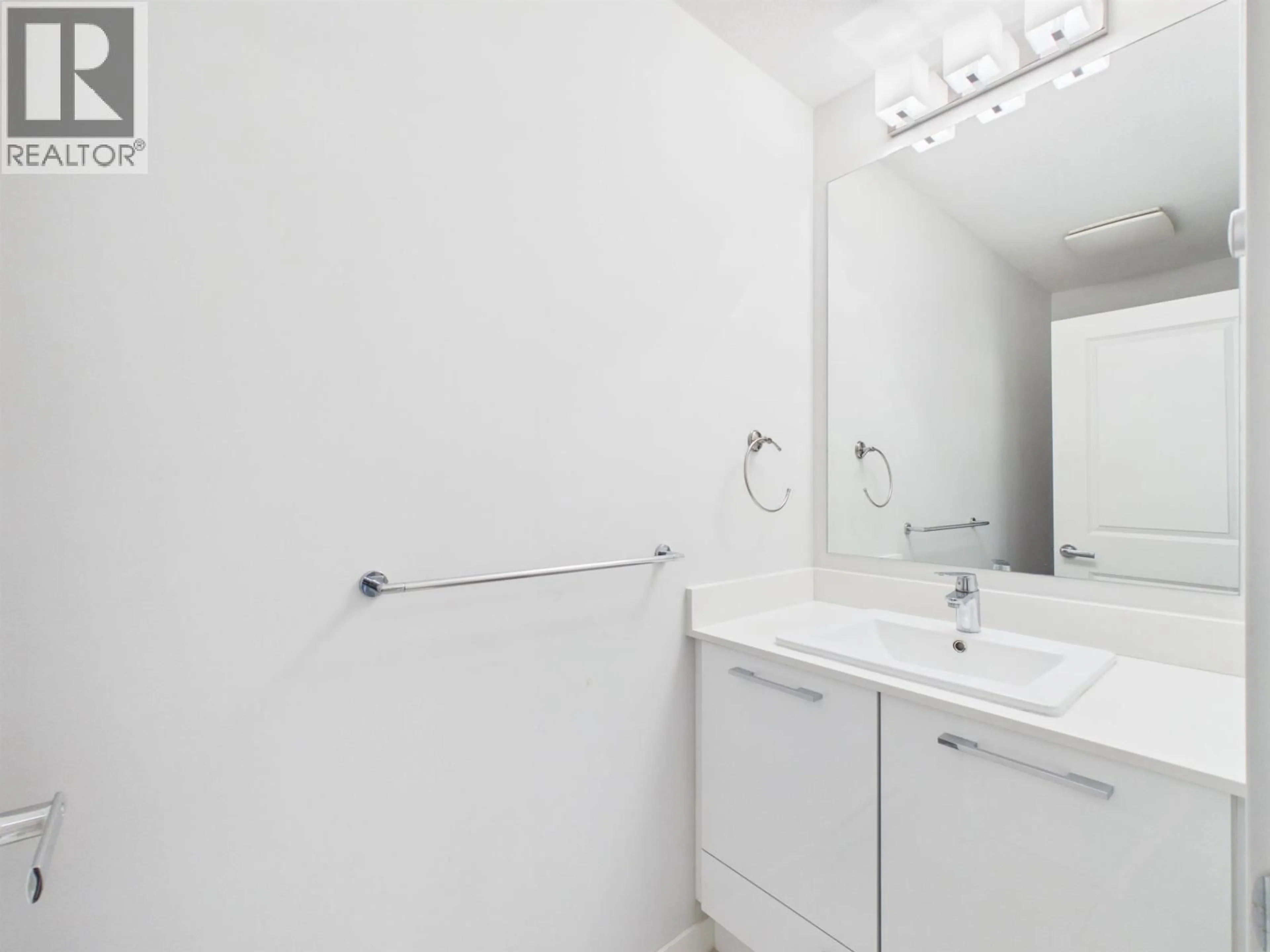 Standard bathroom, floor is not visible for 131 - 3500 BURKE VILLAGE PROMENADE, Coquitlam British Columbia V3E0N2