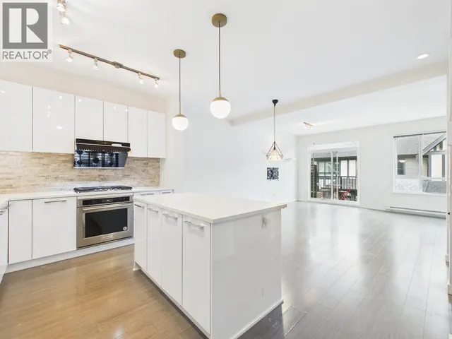 131 - 3500 BURKE VILLAGE PROMENADE, Coquitlam 5