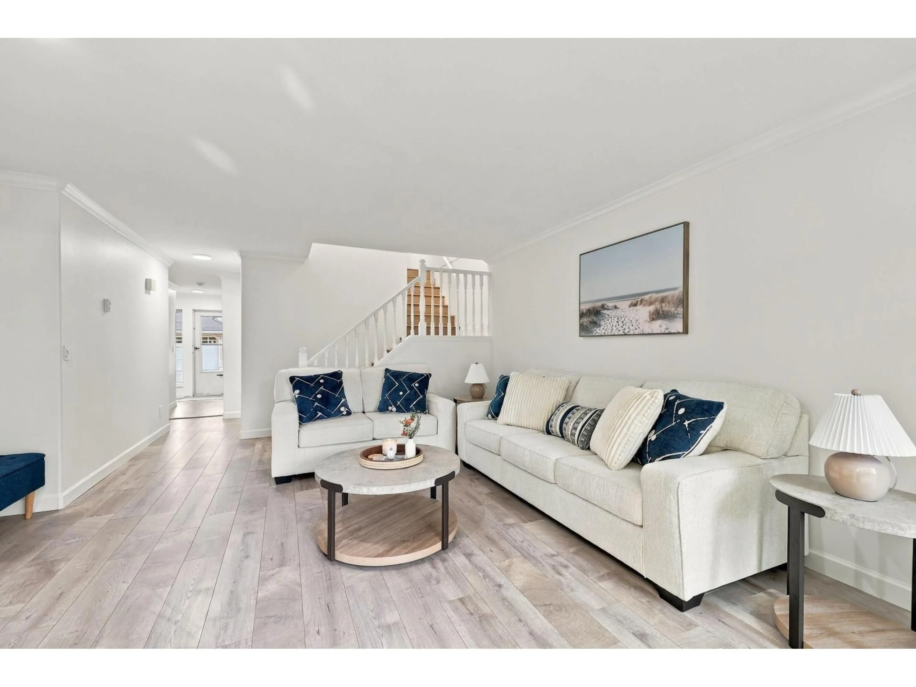 Living room with furniture, unknown for 109 - 12163 68 AVENUE, Surrey British Columbia V3W1H2