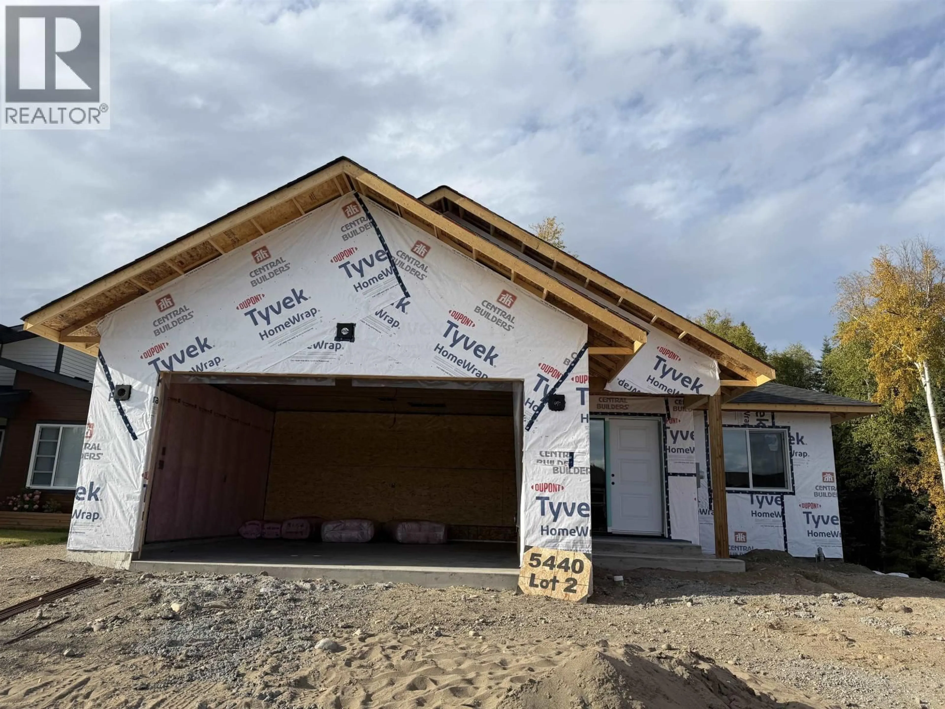 Home with vinyl exterior material, building for 5440 VENTA DRIVE, Prince George British Columbia V2K0B6