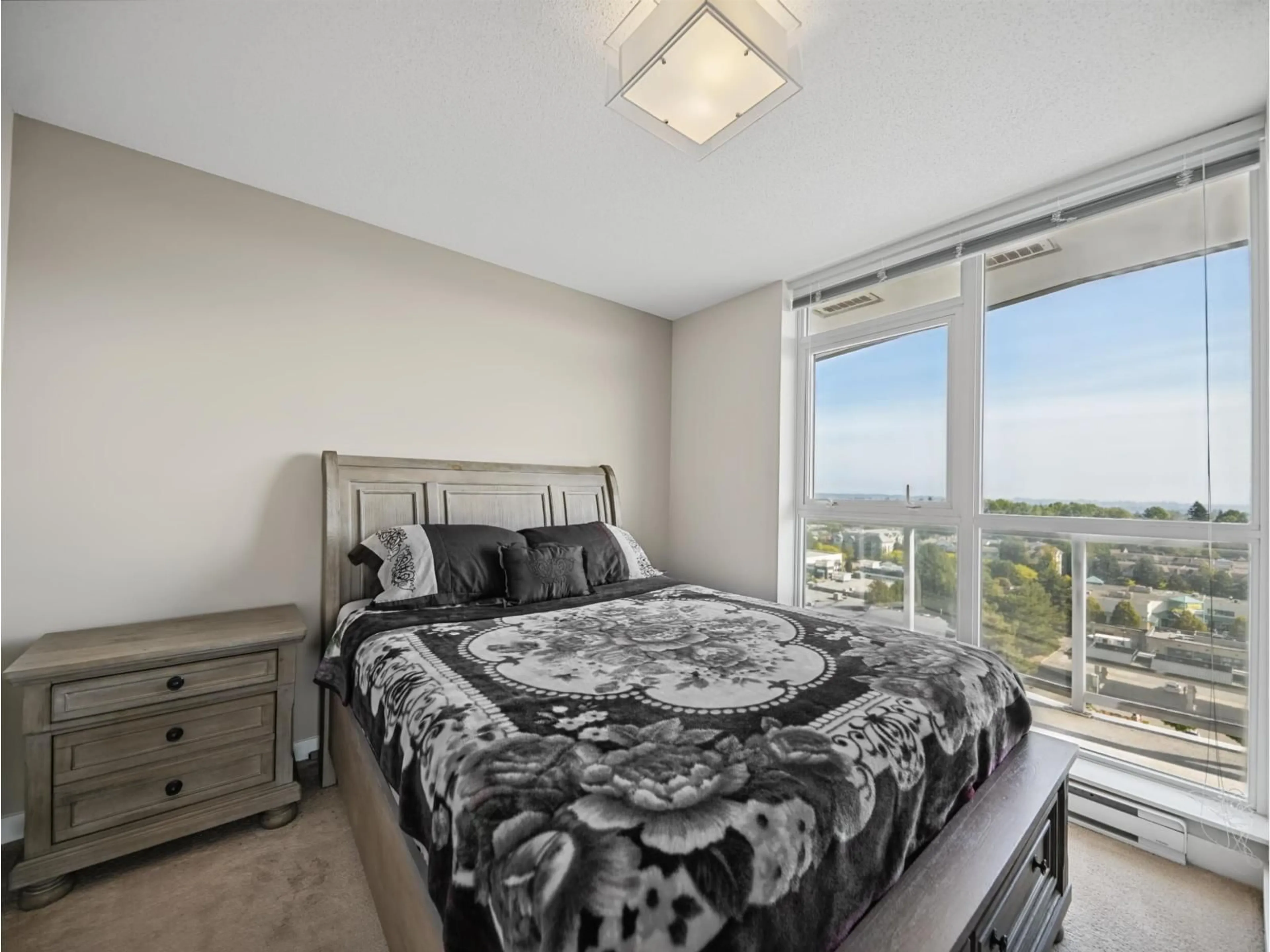 Bedroom with bed, unknown for 1208 - 11967 80 AVENUE, Delta British Columbia V4C0E2