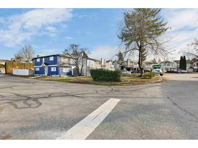 123 SPRINGFIELD DRIVE, Langley 3
