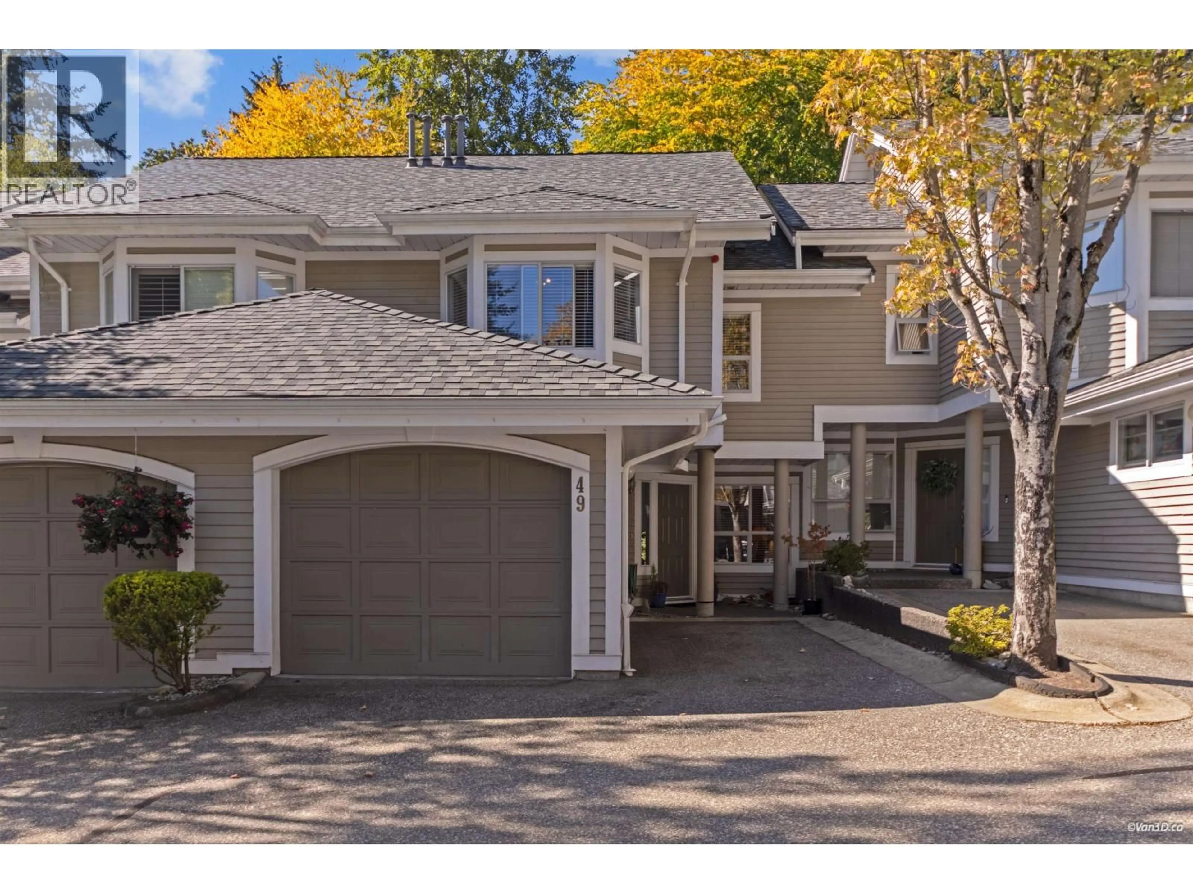 Home with vinyl exterior material, street for 49 - 650 ROCHE POINT DRIVE, North Vancouver British Columbia V7H2Z5