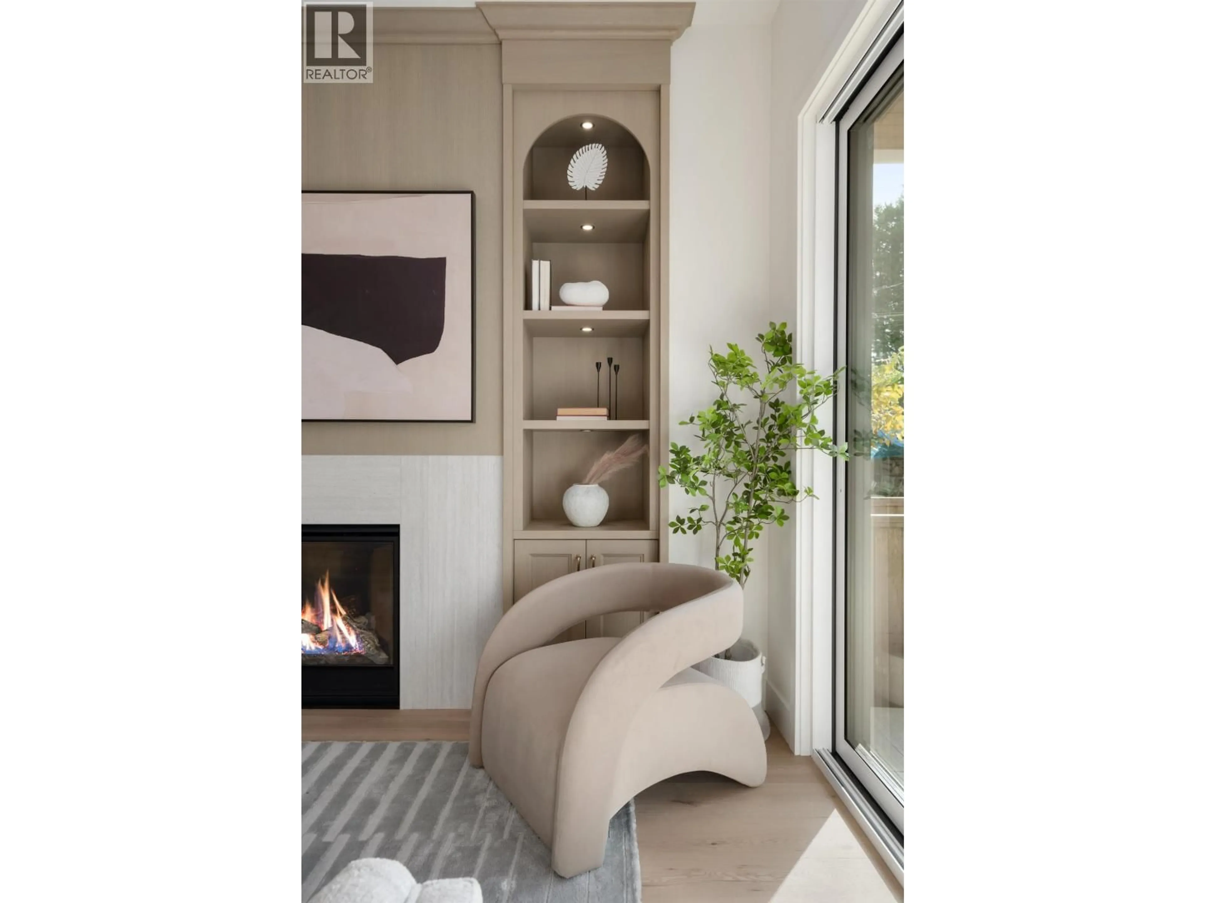 Indoor entryway for 2 - 2344 45TH AVENUE, Vancouver British Columbia V6M2J6