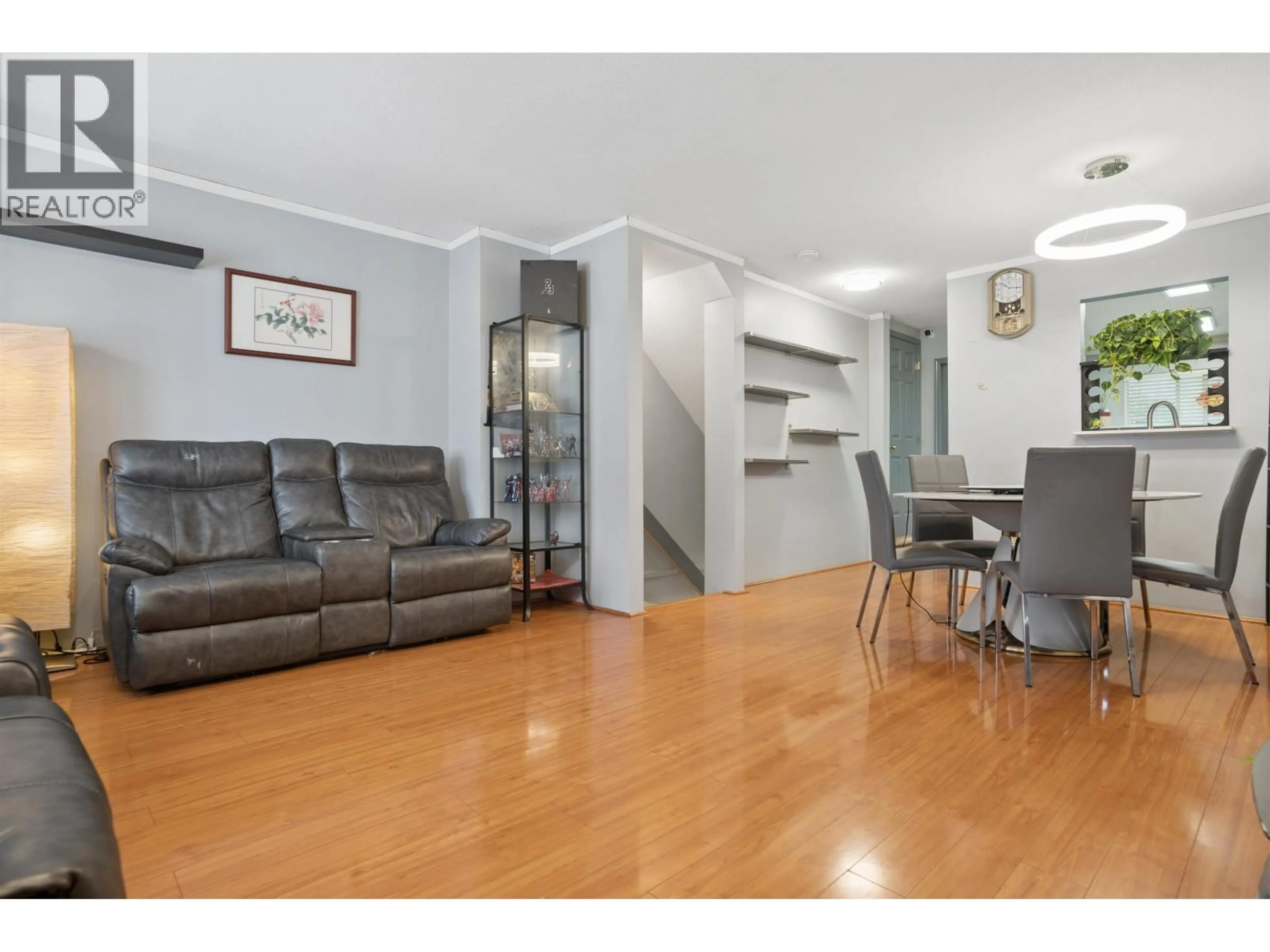Living room with furniture, unknown for 30 - 8700 BENNETT ROAD, Richmond British Columbia V6Y1N7