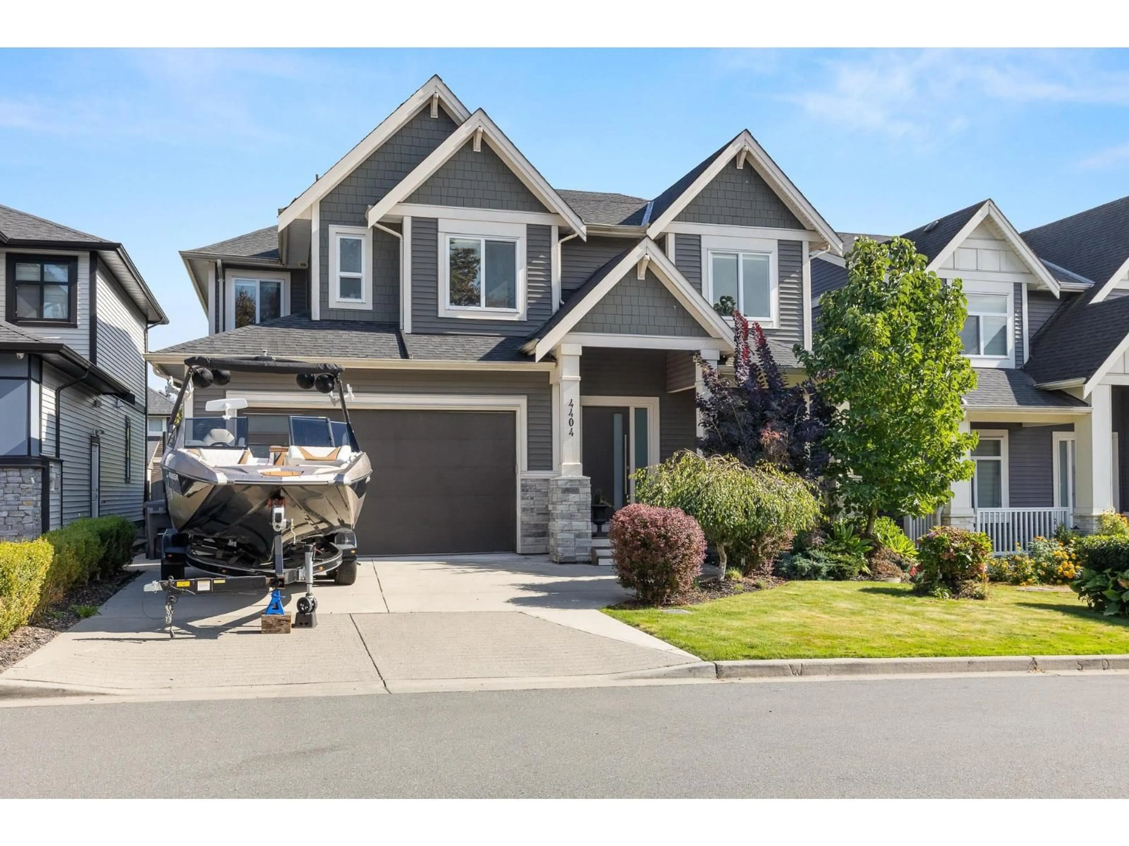 Home with vinyl exterior material, street for 4404 EMILY CARR PLACE, Abbotsford British Columbia V3G0E9