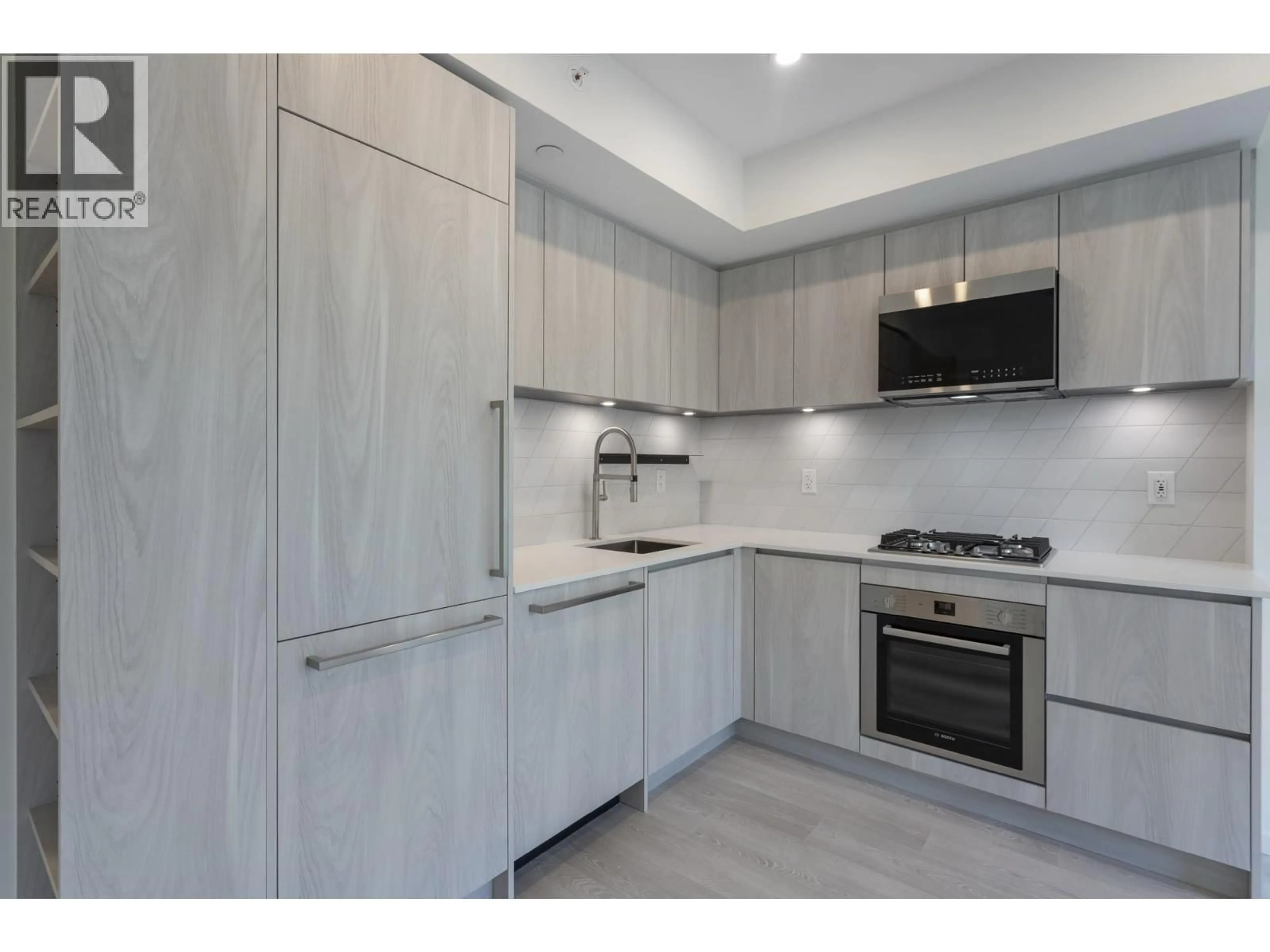 Standard kitchen, unknown for 410 - 3264 VANNESS AVENUE, Vancouver British Columbia V5R4V3