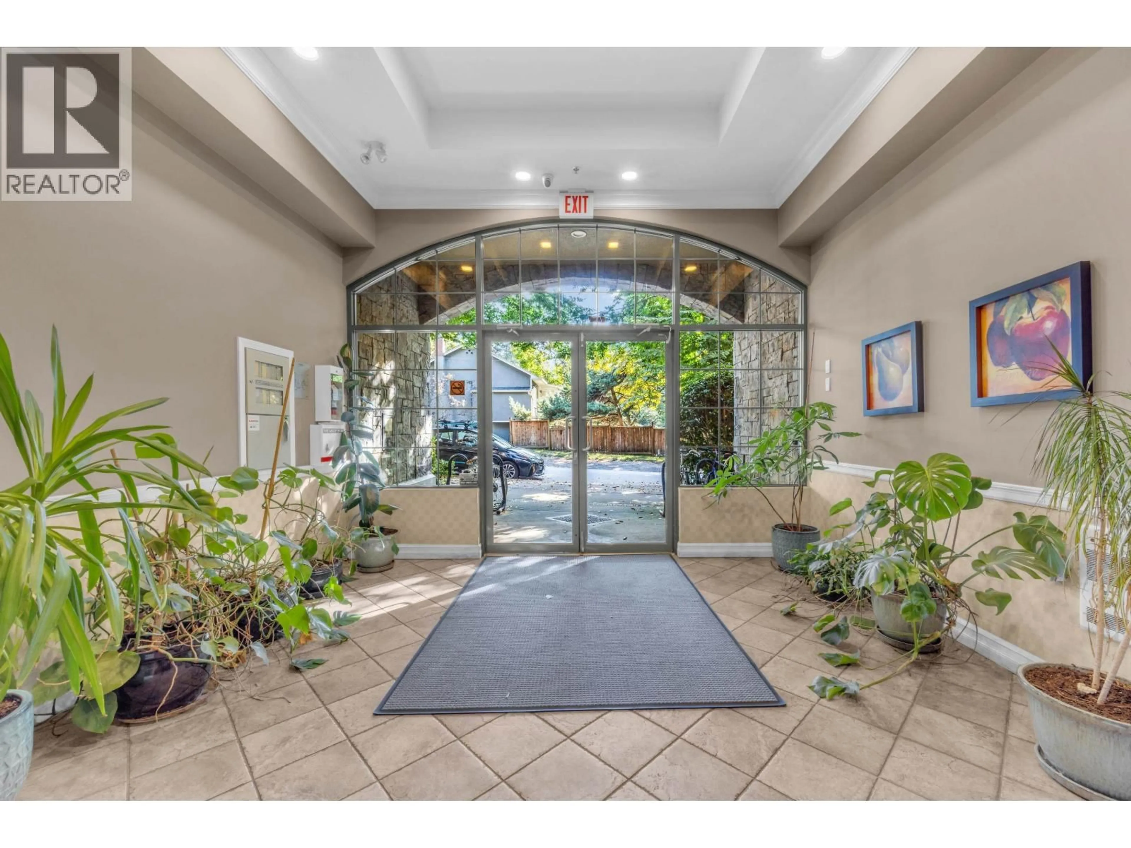 Indoor foyer for 313 - 5723 COLLINGWOOD STREET, Vancouver British Columbia V6N4K6