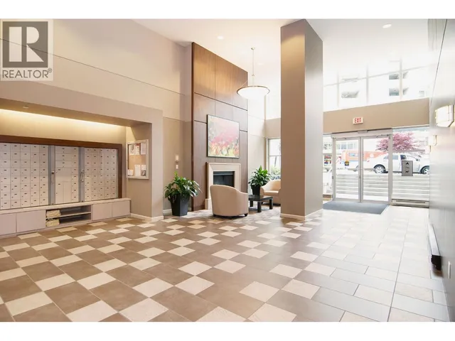 101 - 9262 UNIVERSITY CRESCENT, Burnaby 2