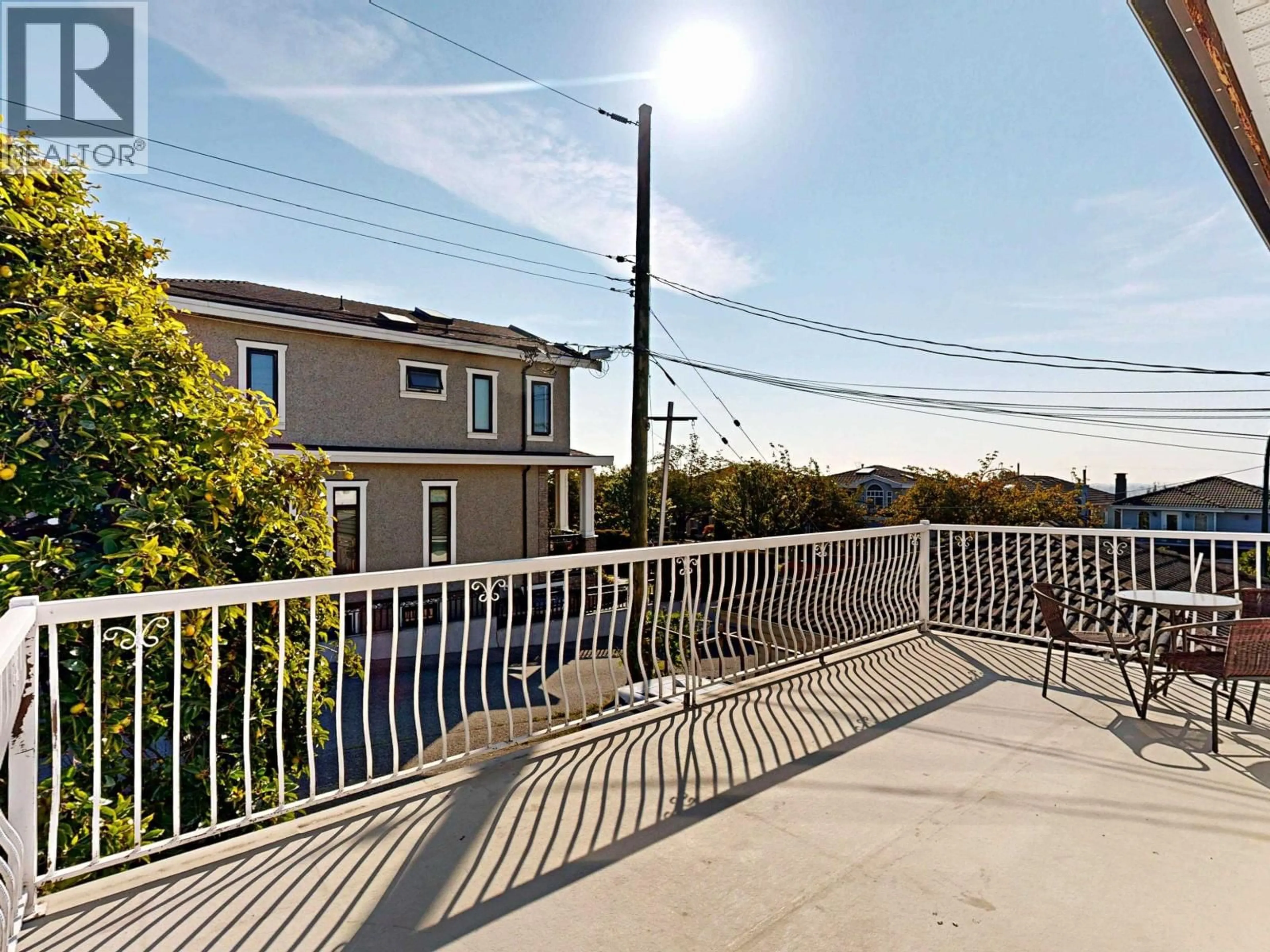 Patio, street for 7882 WINDSOR STREET, Vancouver British Columbia V5X4A8