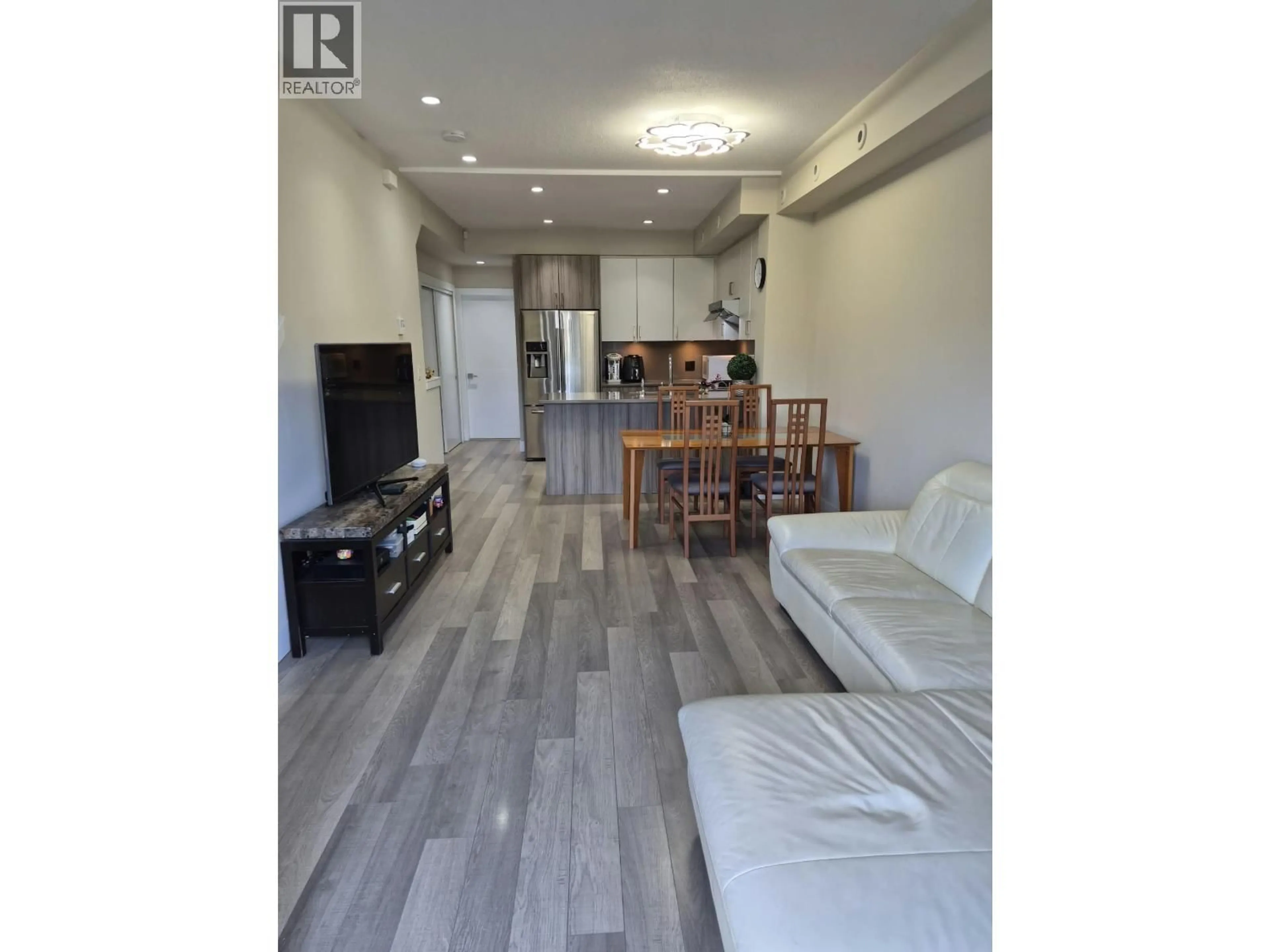 Unknown for 3 - 8288 NO. 1 ROAD, Richmond British Columbia V7C1T9