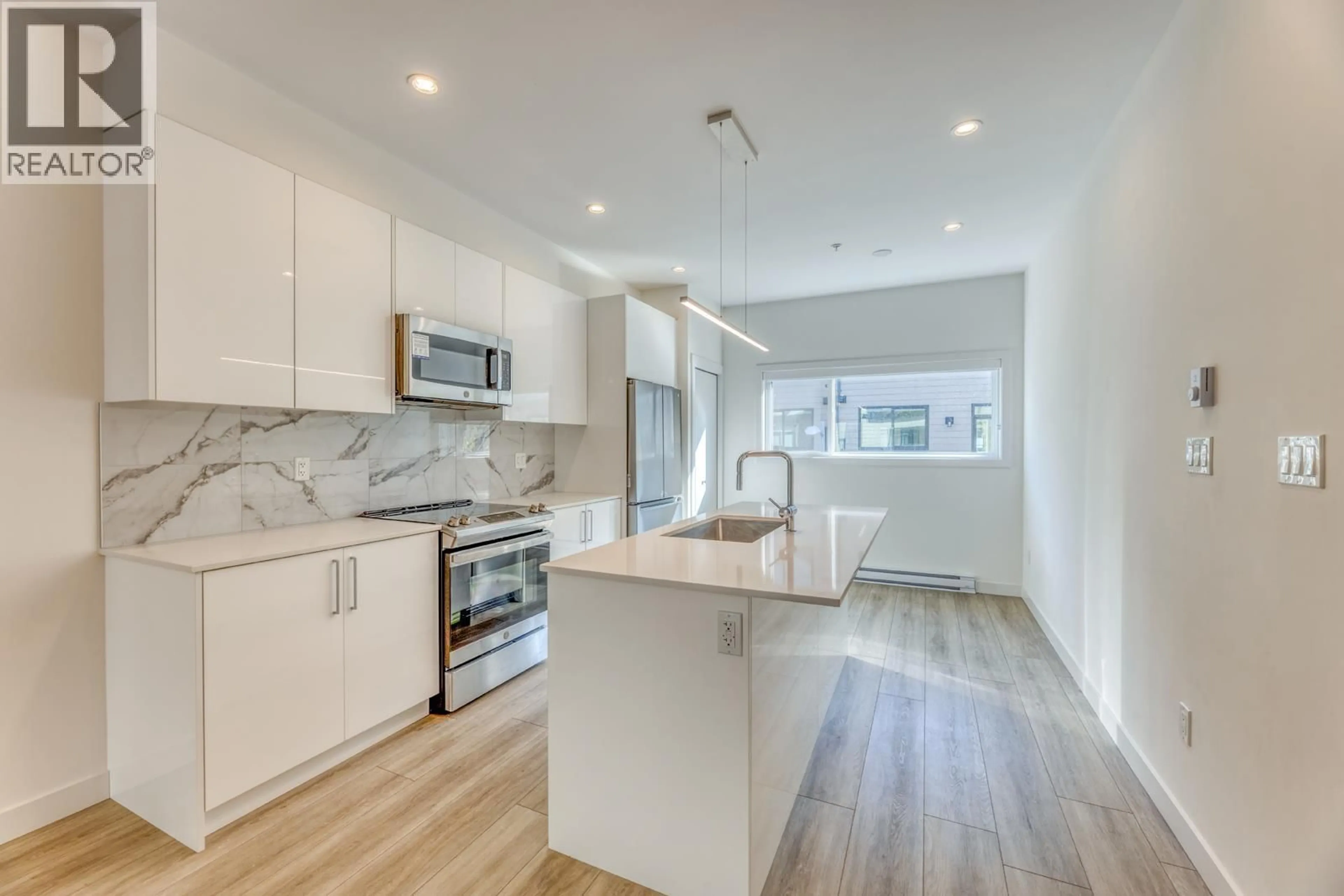 Open concept kitchen, unknown for 51 - 4337 BOUNDARY ROAD, Richmond British Columbia V6V0C4