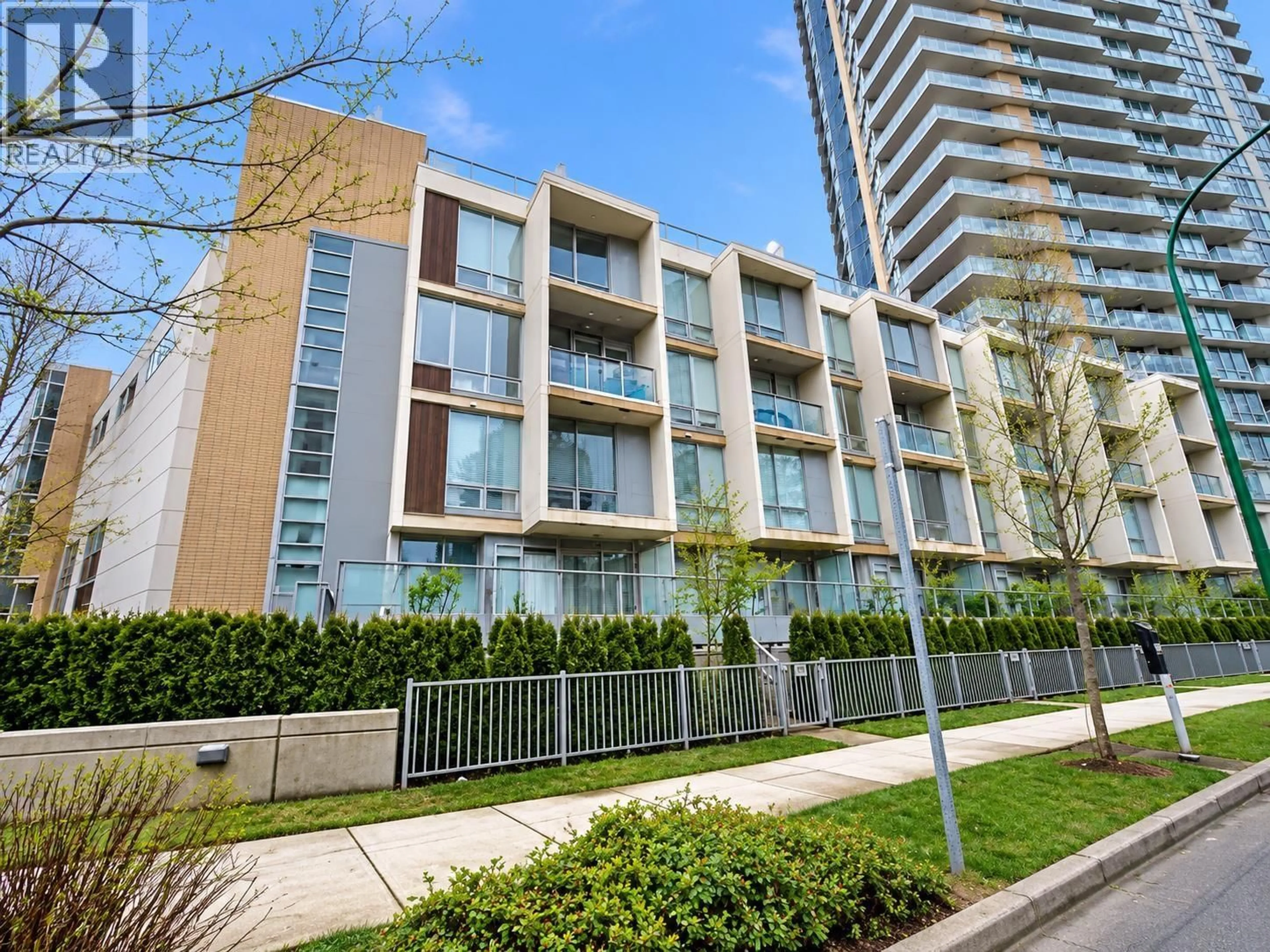 Unknown for 210 - 4808 HAZEL STREET, Burnaby British Columbia V5H0A2