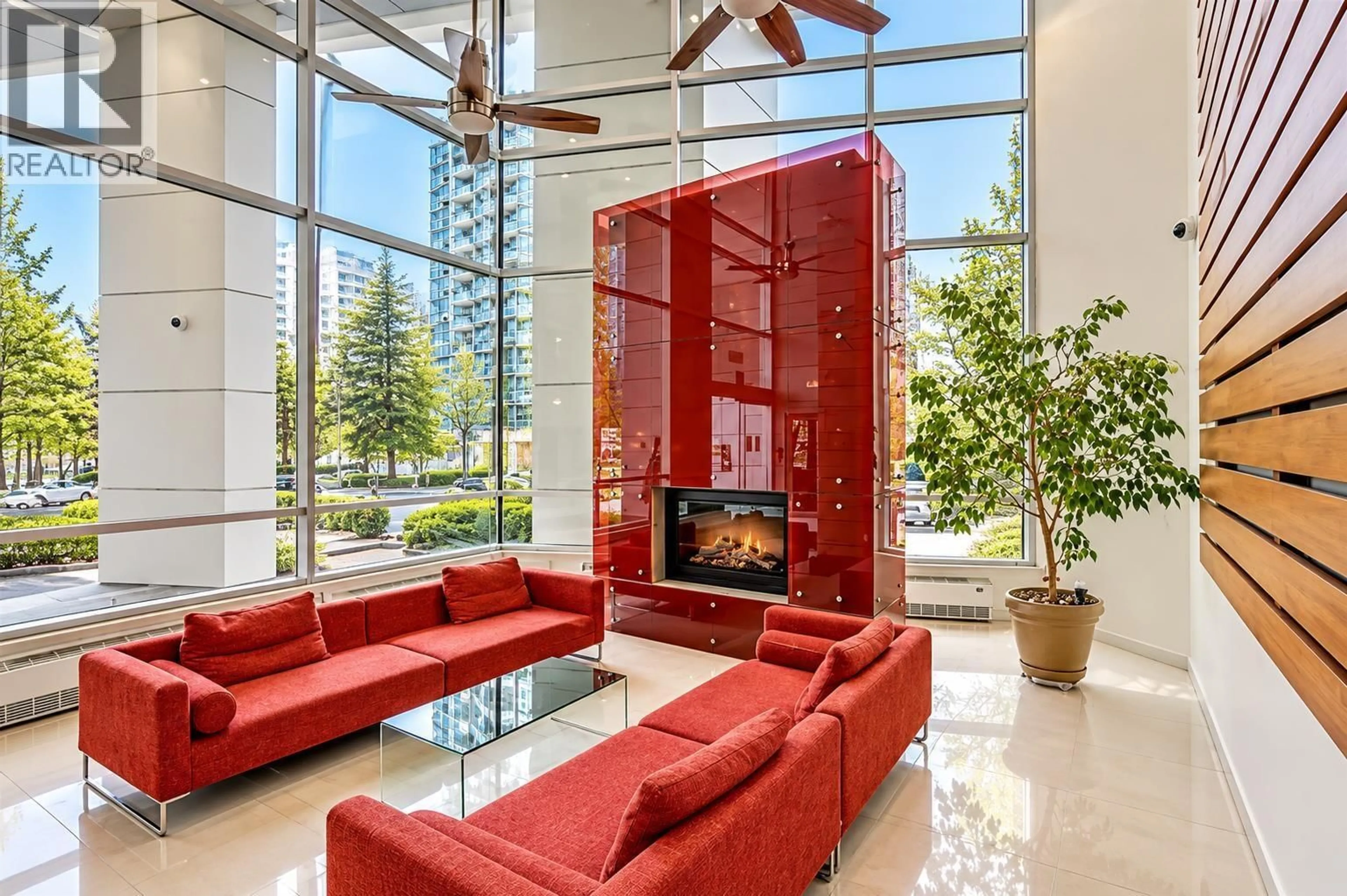 Lobby for 210 - 4808 HAZEL STREET, Burnaby British Columbia V5H0A2