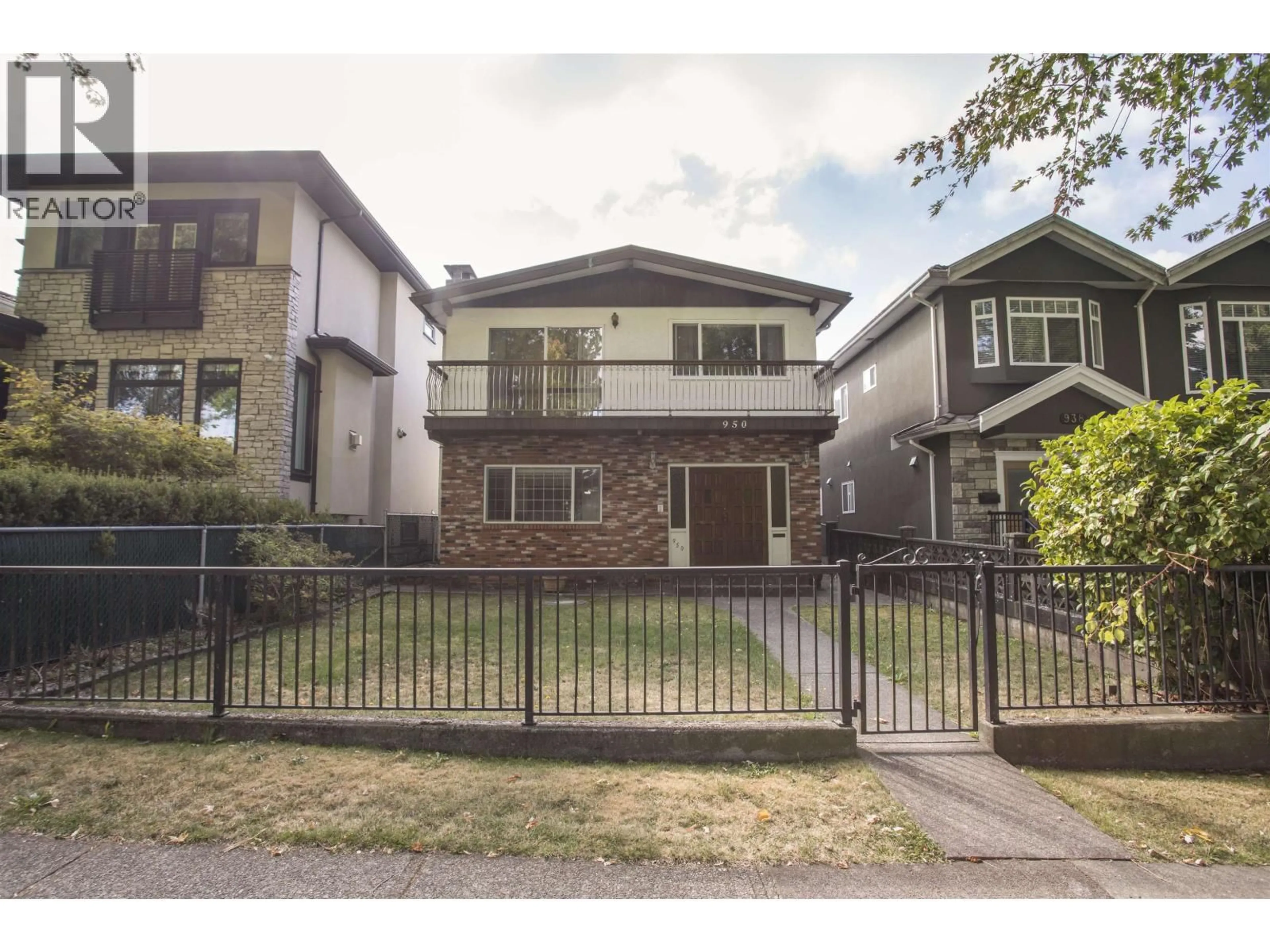 Unknown for 950 38TH AVENUE, Vancouver British Columbia V5W1J3