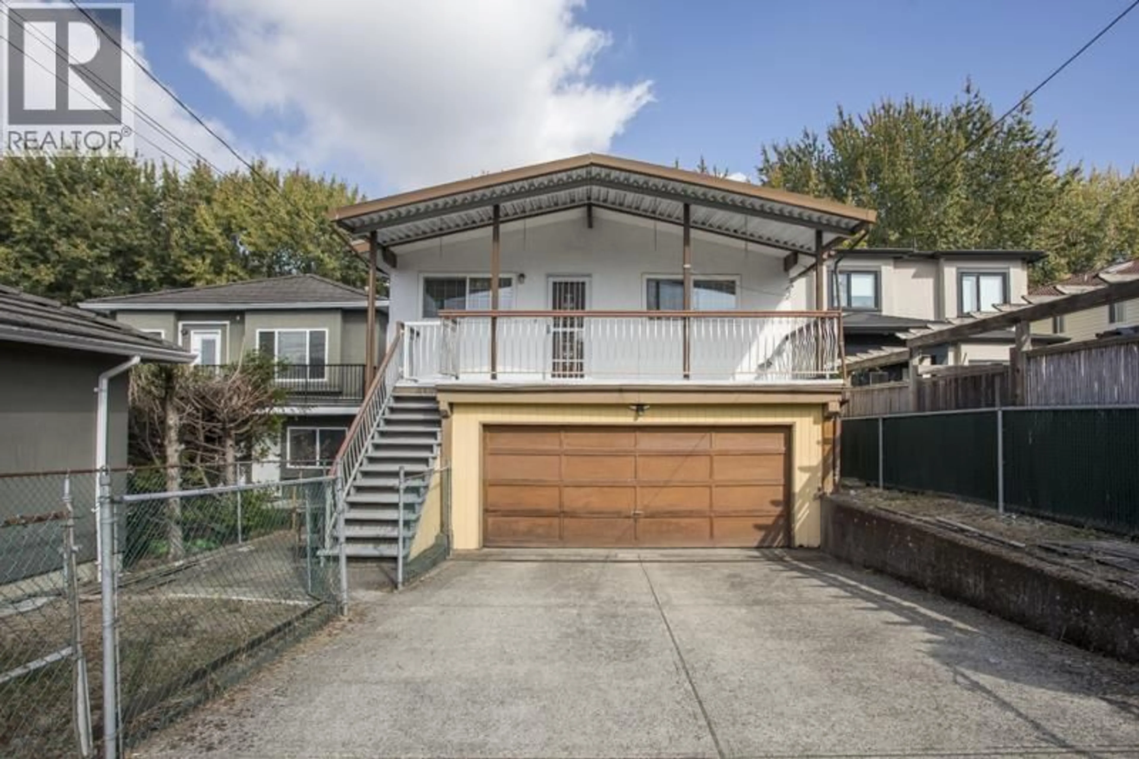 Unknown for 950 38TH AVENUE, Vancouver British Columbia V5W1J3