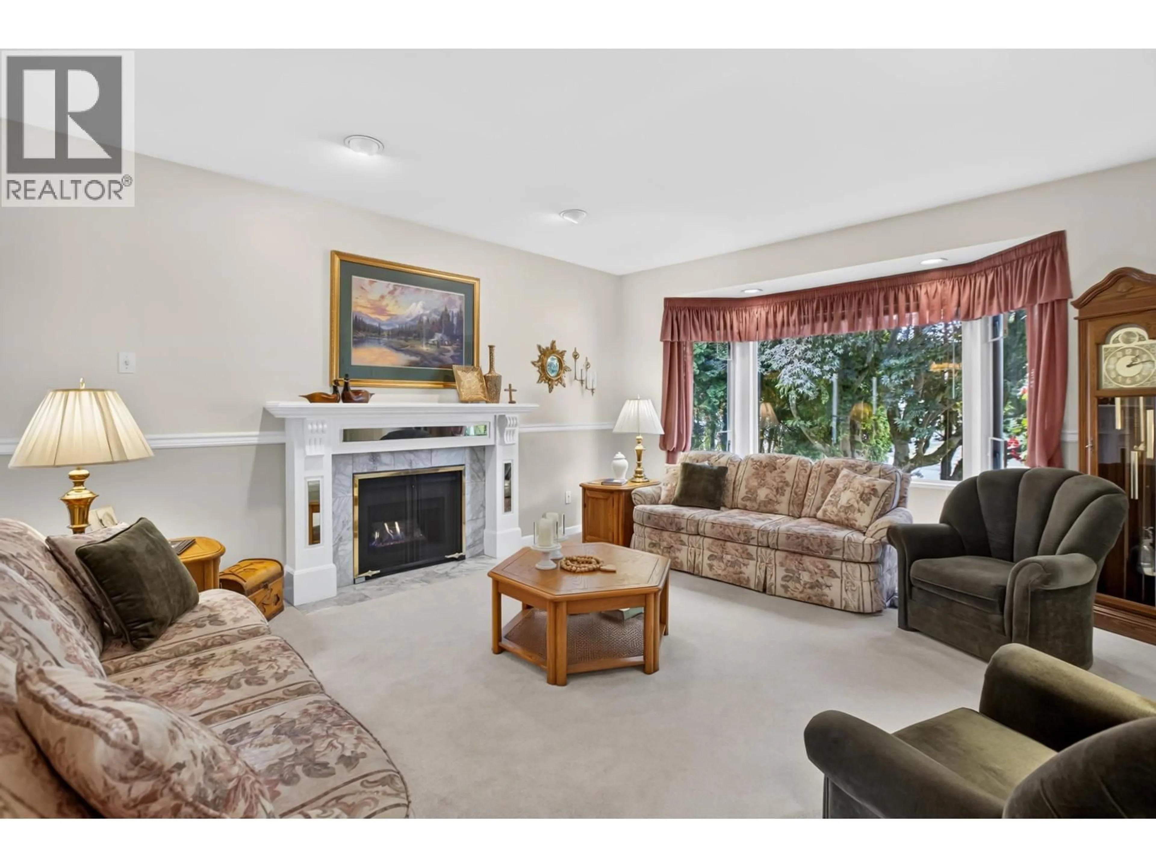Living room with furniture, unknown for 12398 233 STREET, Maple Ridge British Columbia V2X9X6