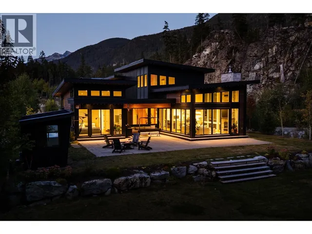 9149 WEDGE CREEK RISE, Whistler 2