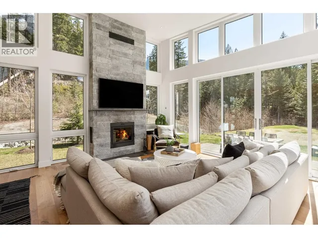 9149 WEDGE CREEK RISE, Whistler 5