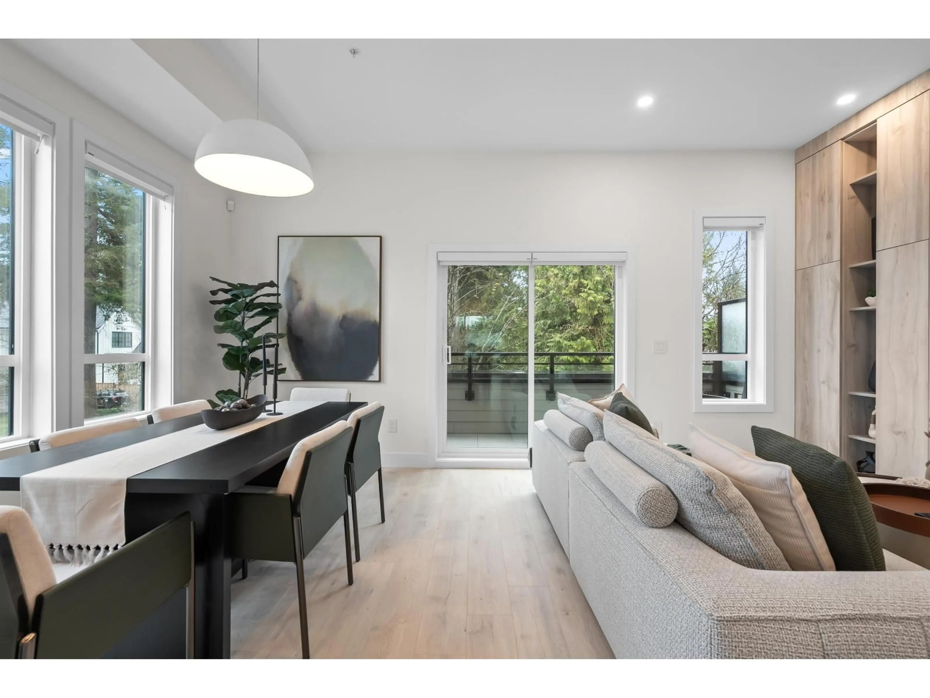 Living room with furniture, unknown for 18 - 4558 208 STREET, Langley British Columbia V3A6M2
