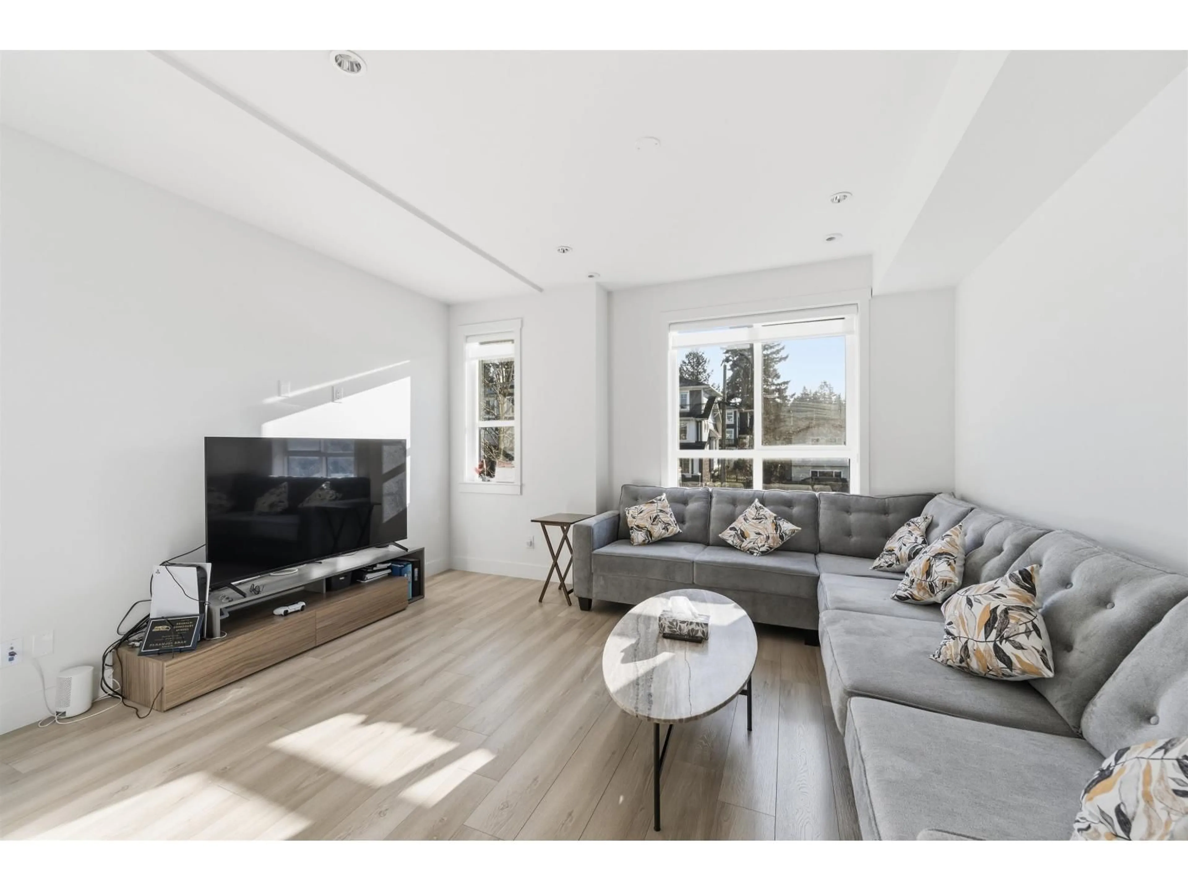 Living room with furniture, unknown for 24 - 11556 72A AVENUE, Delta British Columbia V4C1A9